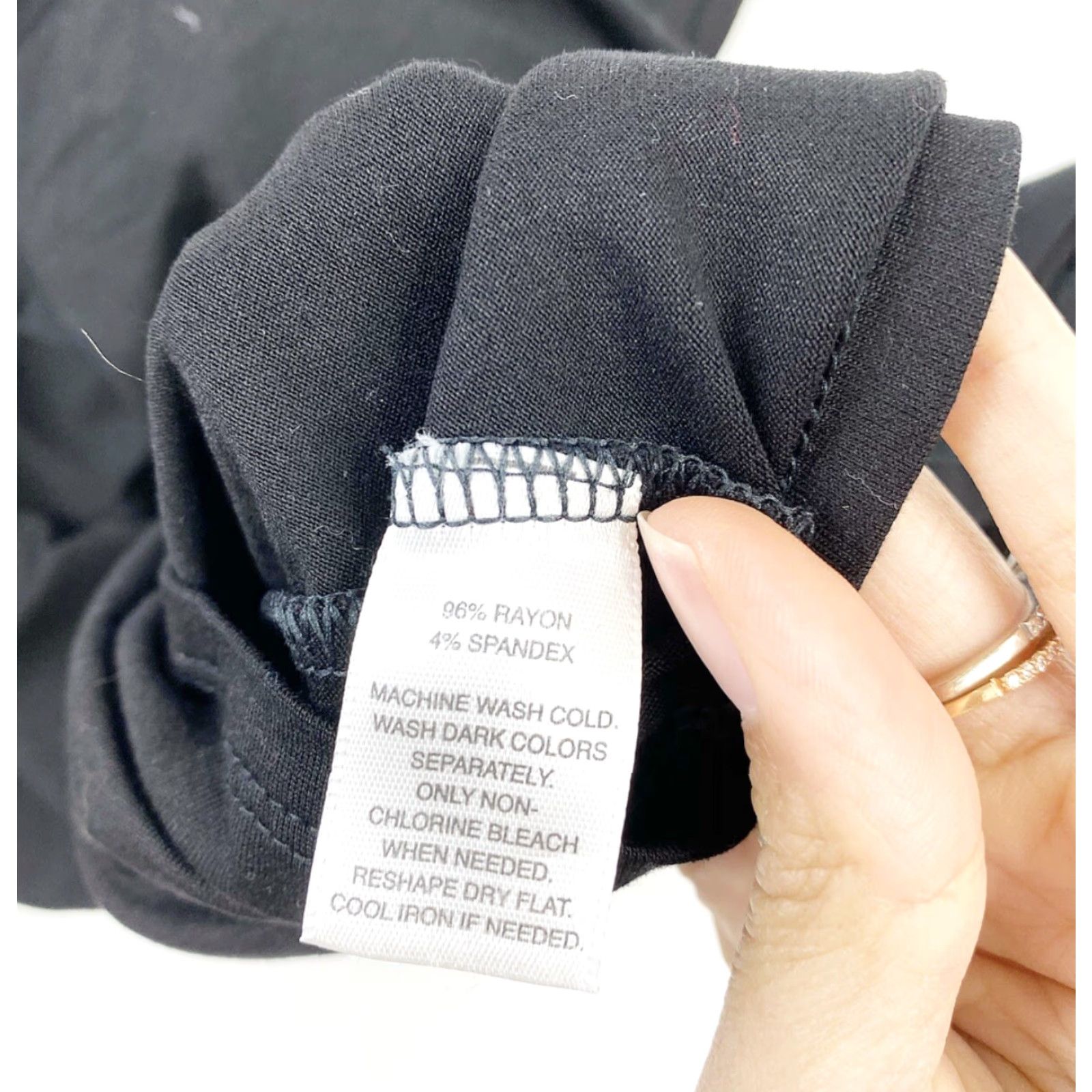 White House Black Market White House Black Market Blouse Women XS Black 3/4 Sleeve V-Neck Size XS / US 0-2 / IT 36-38 - 4 Thumbnail