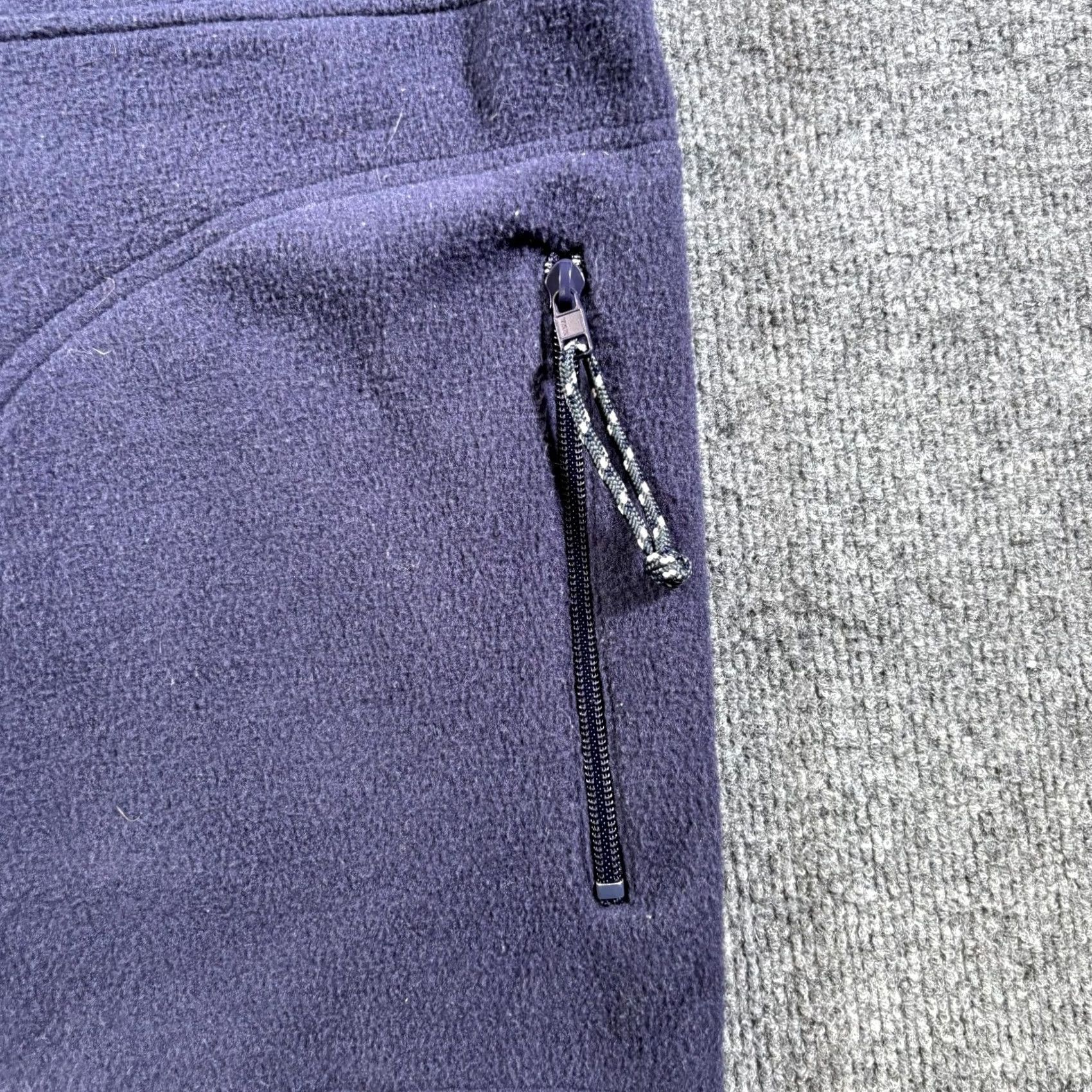 Old Navy Old Navy Vest Mens Medium Purple Pockets Full Zip Mock Neck Drawcord Hem Fleece Jacket Shirt Size US M / EU 48-50 / 2 - 6 Thumbnail