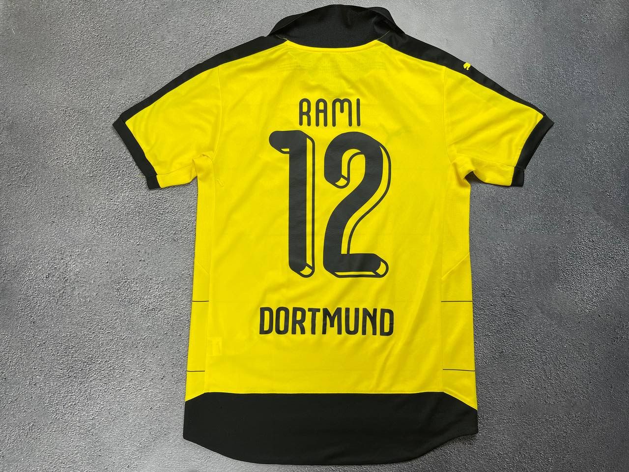 Other PUMA BORUSSIA DORTMUND 2015/2016 soccer football jersey Size US S / EU 44-46 / 1 - 2 Thumbnail