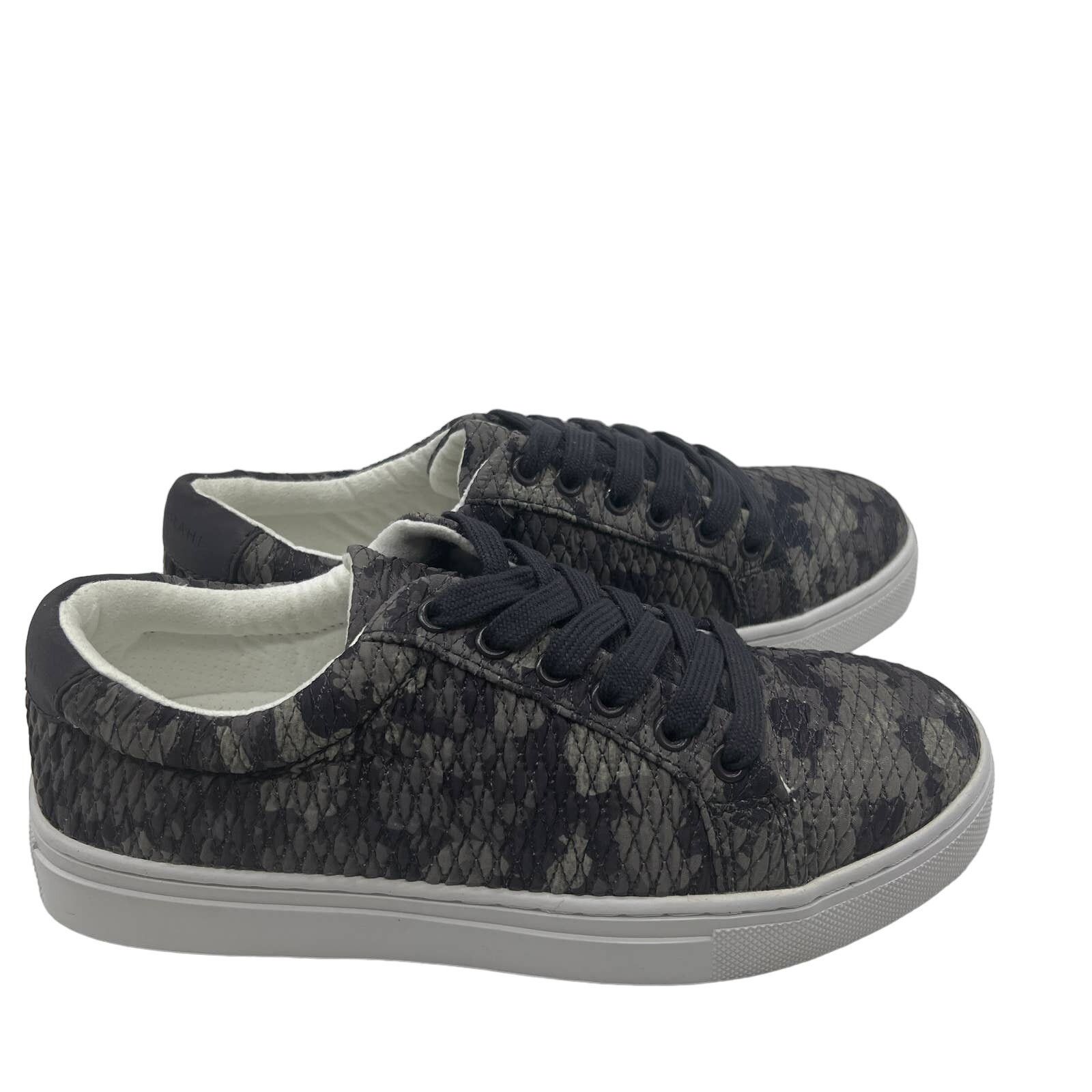 Other Isaac Mizrahi Live! SOHO Size 6 M Quilted Camo Printed Size US 6 / IT 36 - 1 Thumbnail