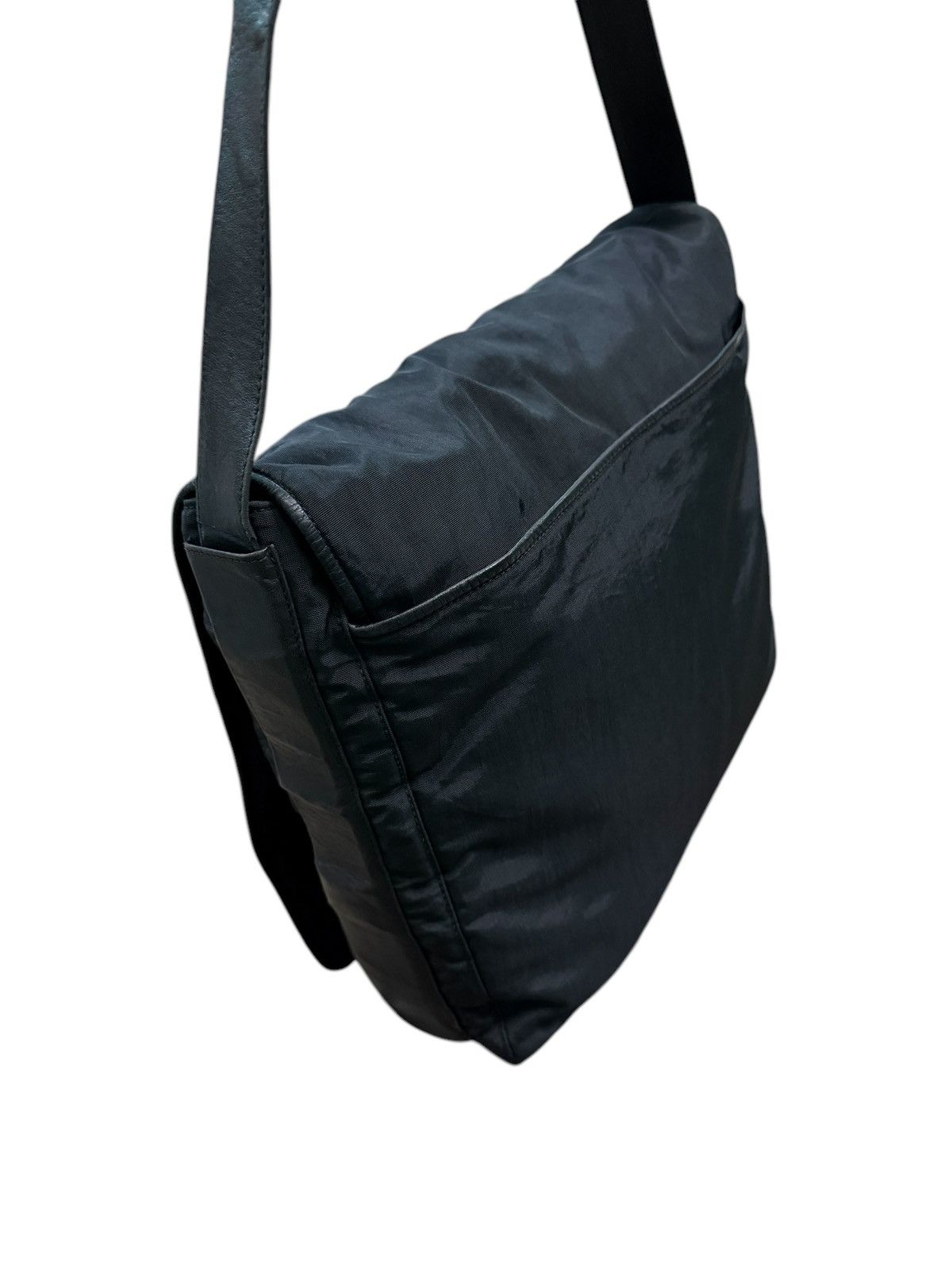 Vintage VINTAGE LOEWE BLACK NYLON SHOULDER/CROSSBODY BAG Size ONE SIZE - 11 Thumbnail