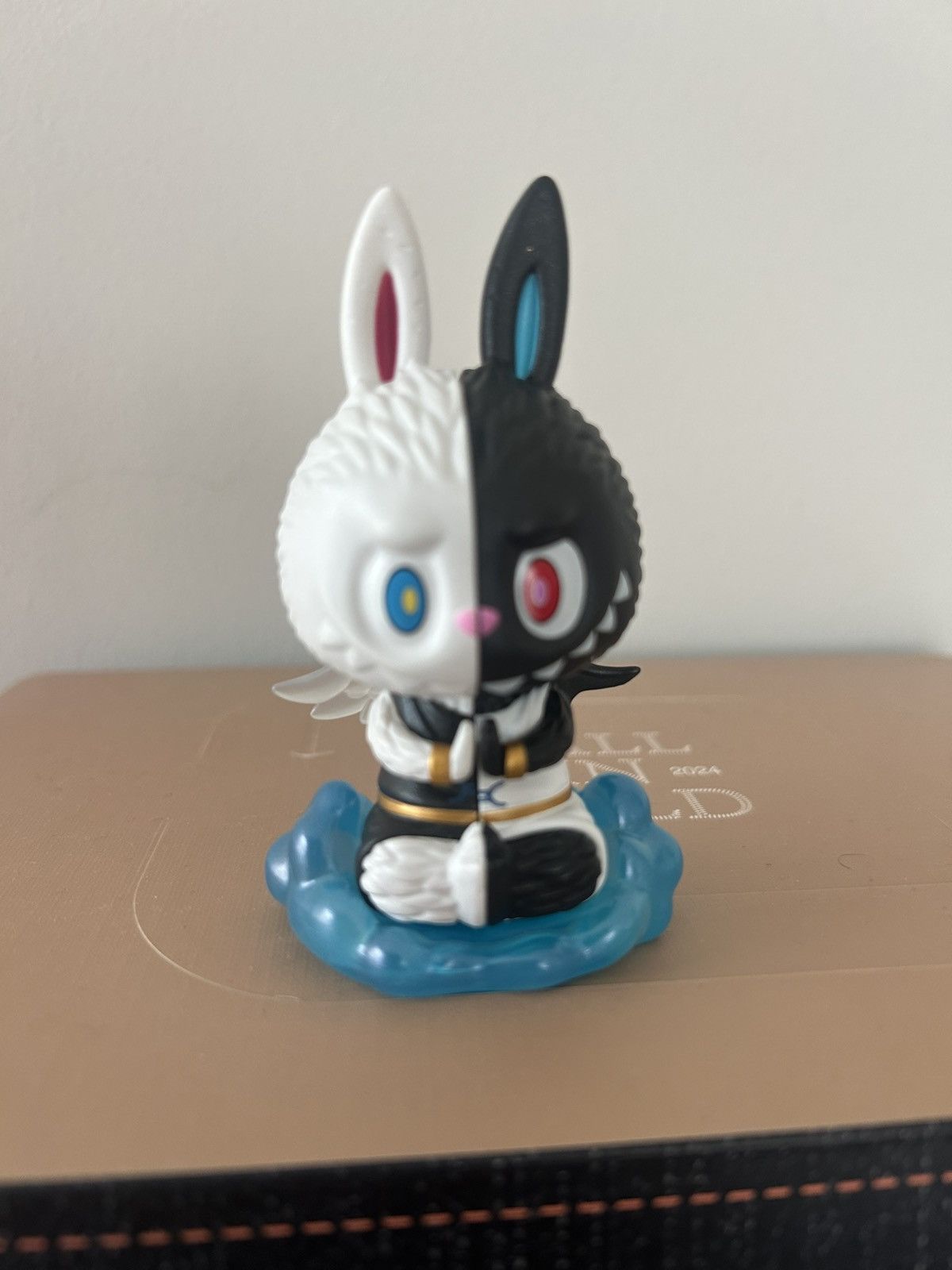 POP MART Labubu constellation series Gemini Size ONE SIZE - 2 Thumbnail