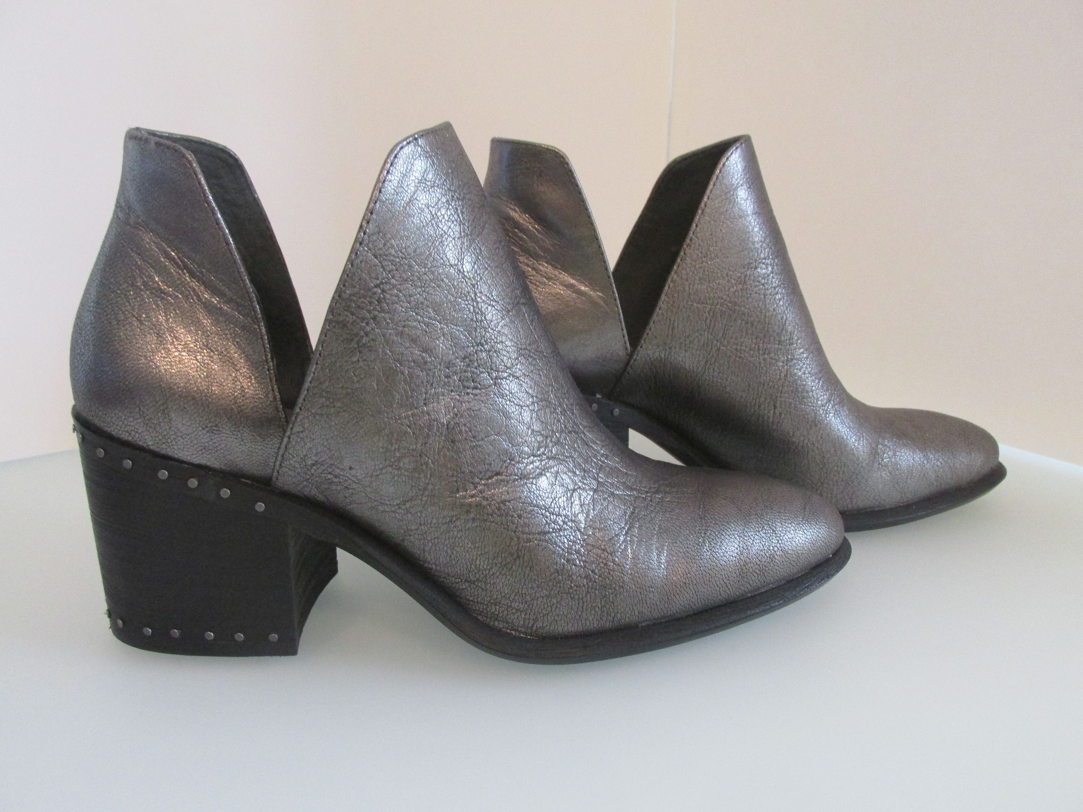 Vince Camuto Vince Camuto (Petran) Leather Booties Size 8M Size US 8 / IT 38 - 3 Thumbnail