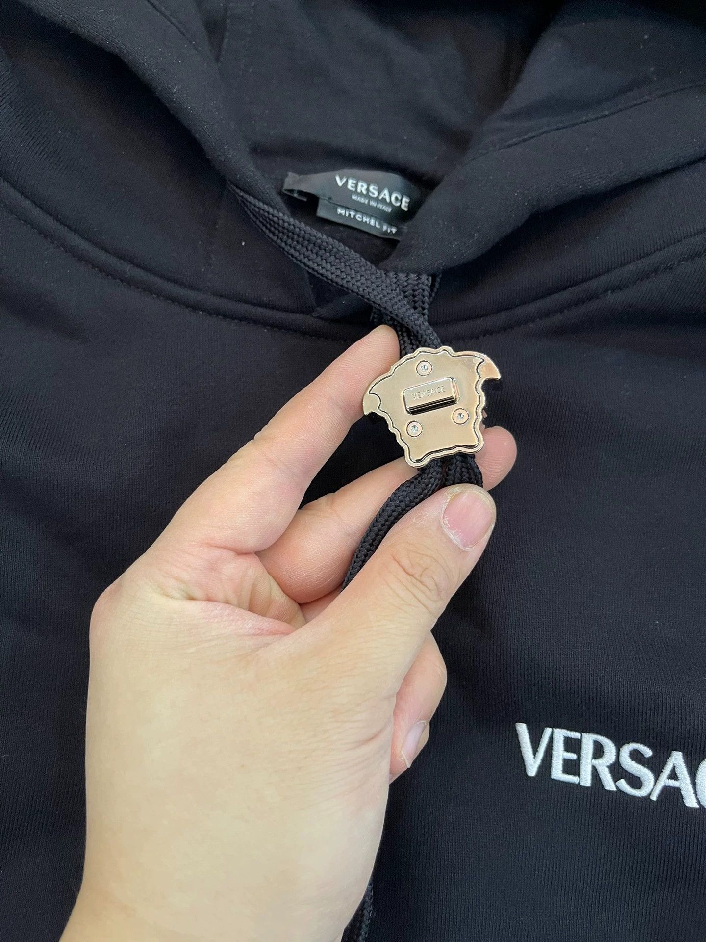 Versace Versace Color Blocked Embroidered Logo Sweatshirt M Size US M / EU 48-50 / 2 - 4 Thumbnail