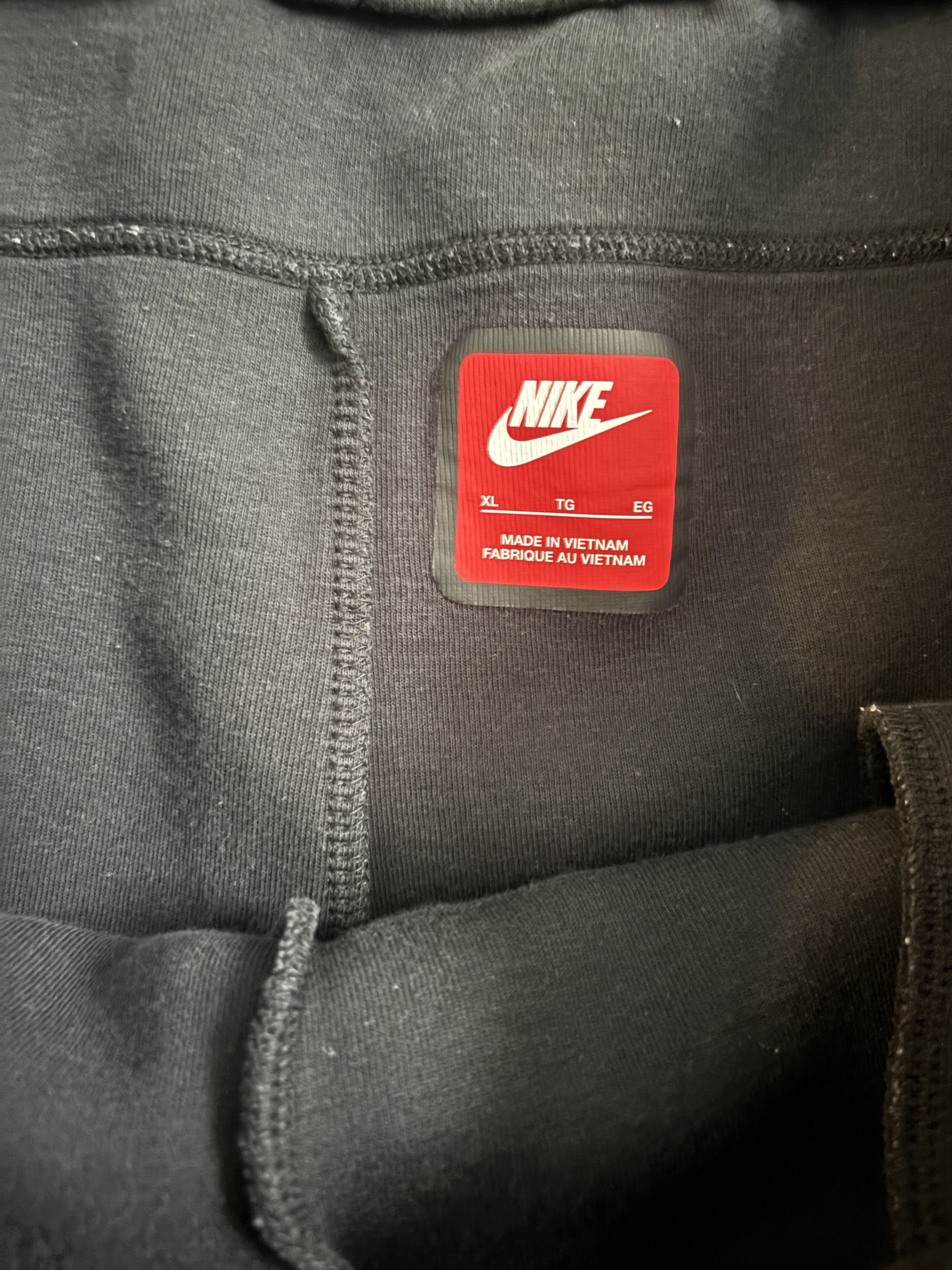 Nike Nike Tech Fleece Jogger Sweatpants Size US 34 / EU 50 - 2 Thumbnail