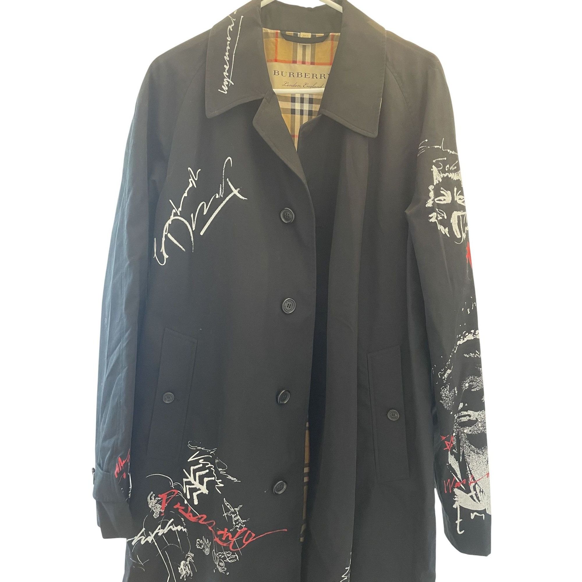 Burberry Burberry Black Trench Coat With Graphic Embroidery & Signatu Size US L / EU 52-54 / 3 - 1 Thumbnail