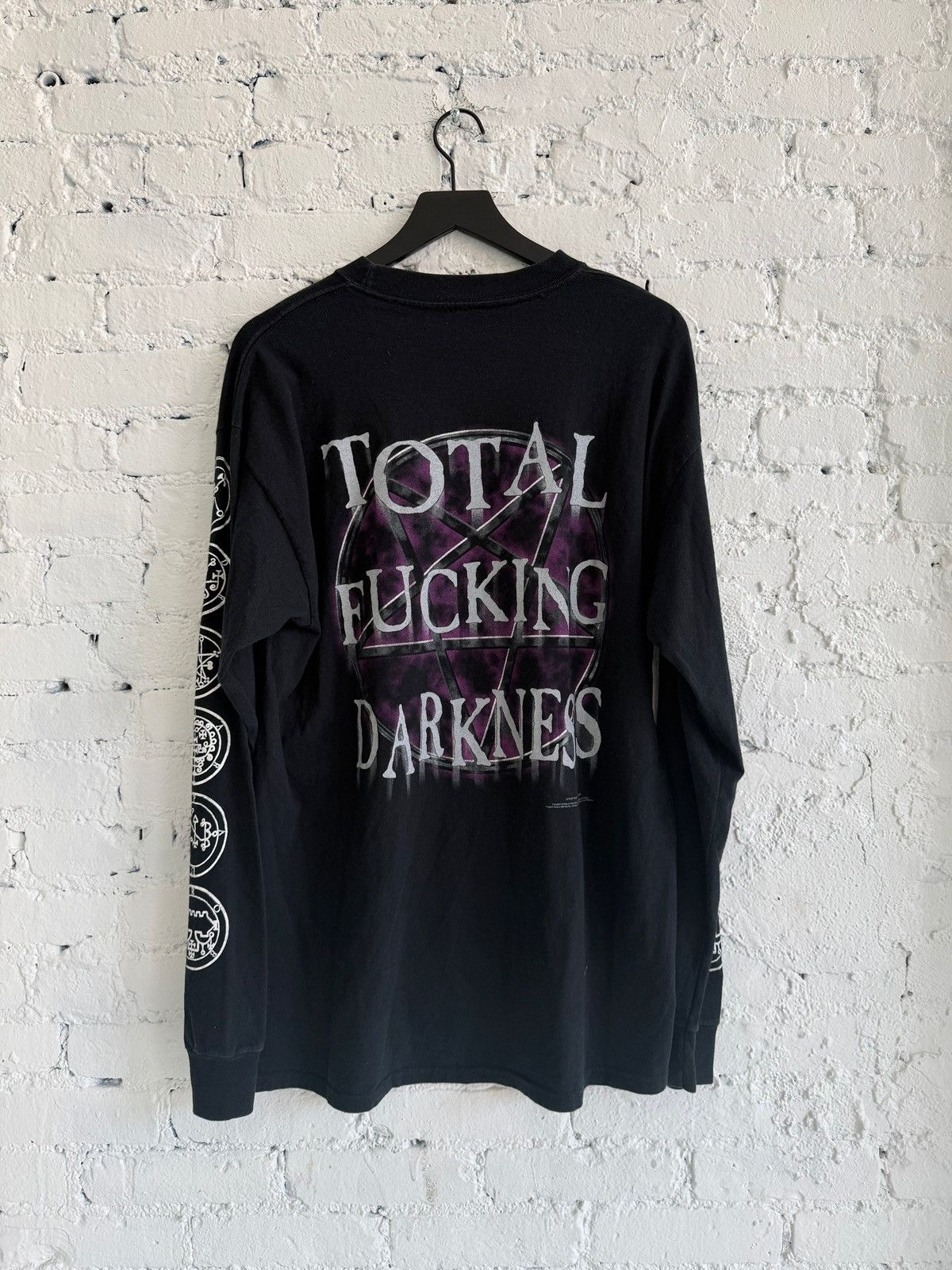 Vintage 2000 CRADLE OF FILTH ‘TOTAL FUCKING DARKNESS’ L/S TEE Size US XL / EU 56 / 4 - 2 Thumbnail