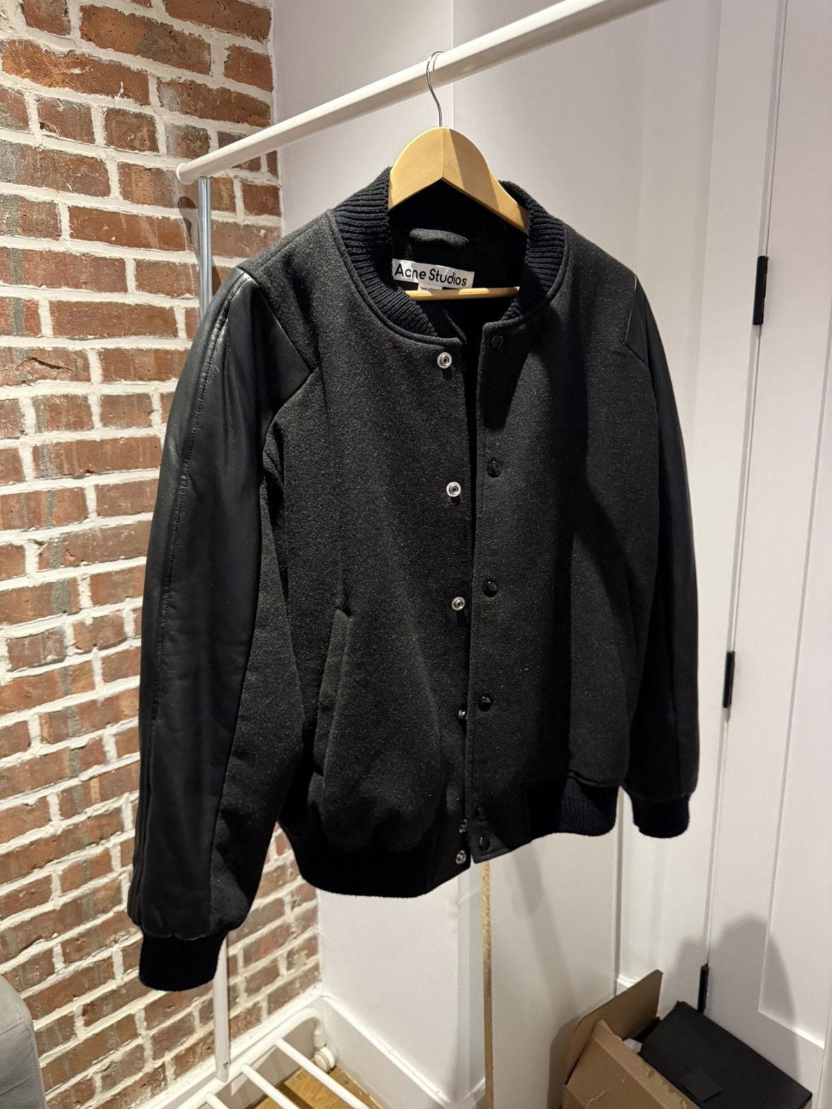 Acne Studios Acne Studios Wool Bomber Jacket Leather Sleeves Size US L / EU 52-54 / 3 - 2 Thumbnail