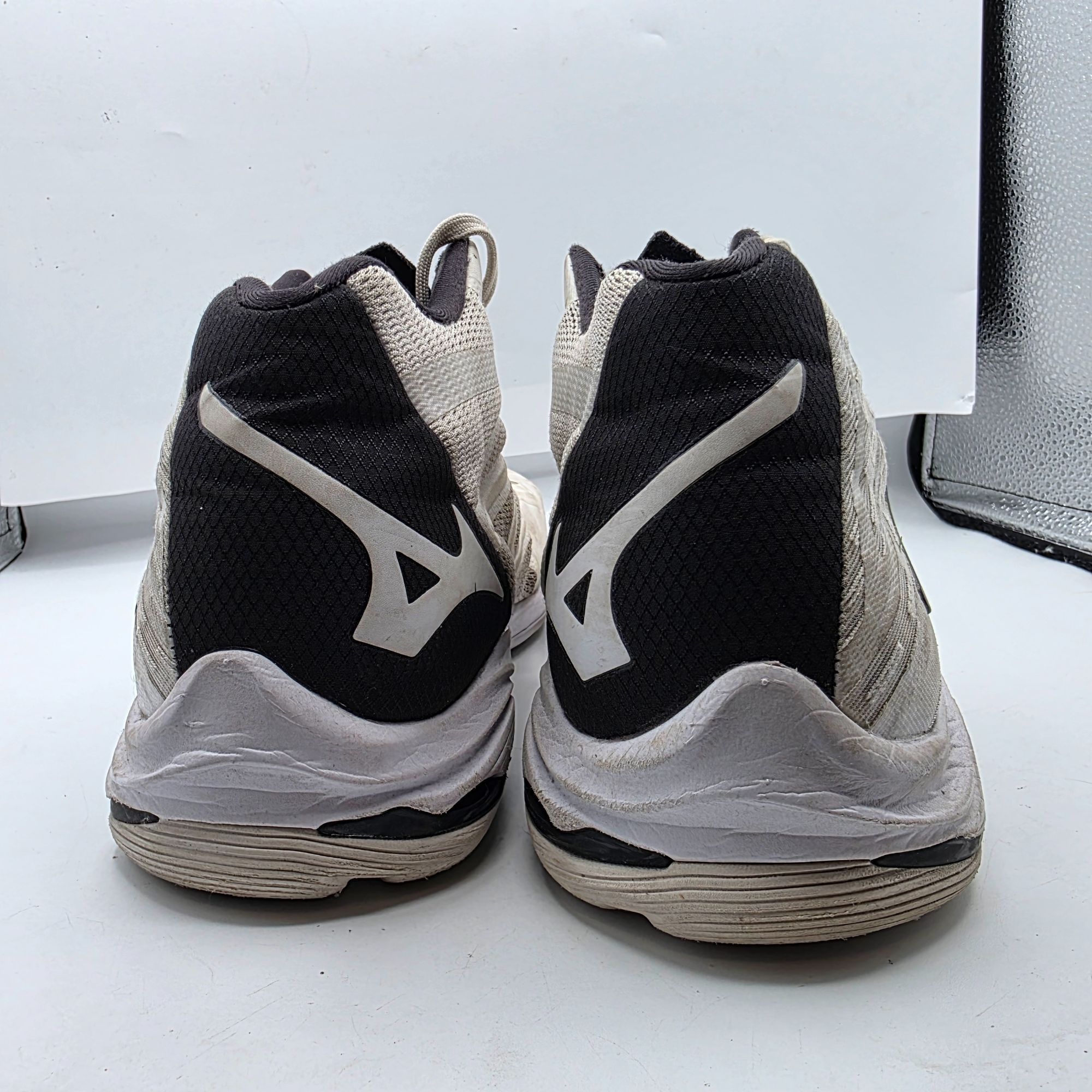 Mizuno Mizuno Wave Lightning Z7 Mens Size 11 Volleyball Shoes White Size US 11 / EU 44 - 5 Thumbnail