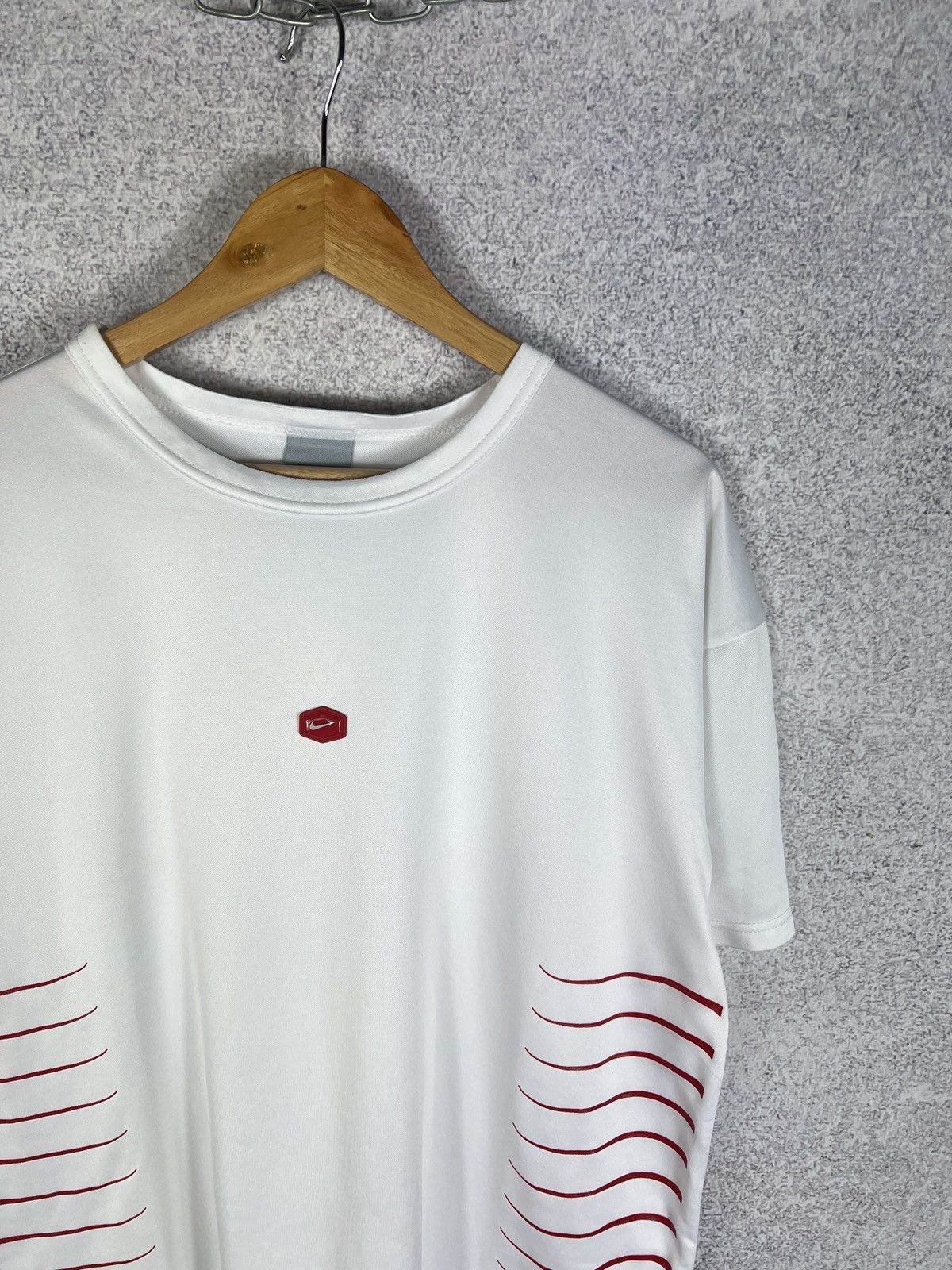 Nike Vintage Nike TN Center Logo Swoosh Tee Size US L / EU 52-54 / 3 - 2 Thumbnail