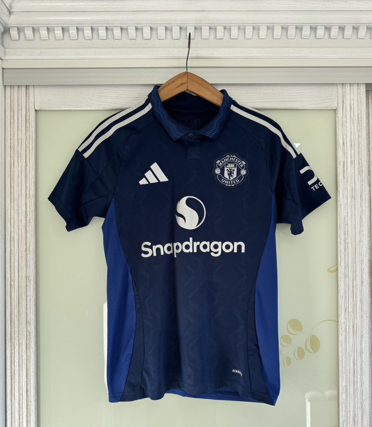 Adidas Manchester United 2024-2025 Away Soccer Jersey Football Kit Size US S / EU 44-46 / 1 - 1 Thumbnail