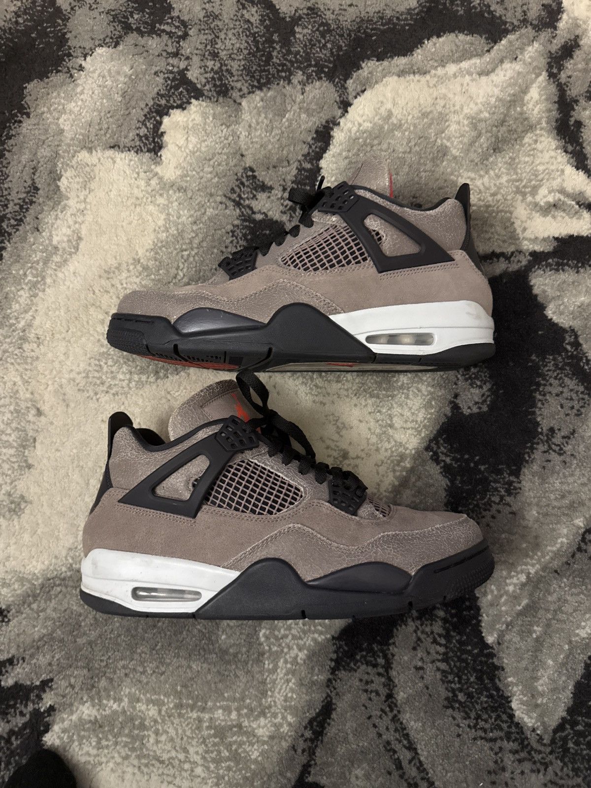 Jordan Brand Air Jordan 4 ‘Taupe Haze’ Size US 10 / EU 43 - 1 Thumbnail