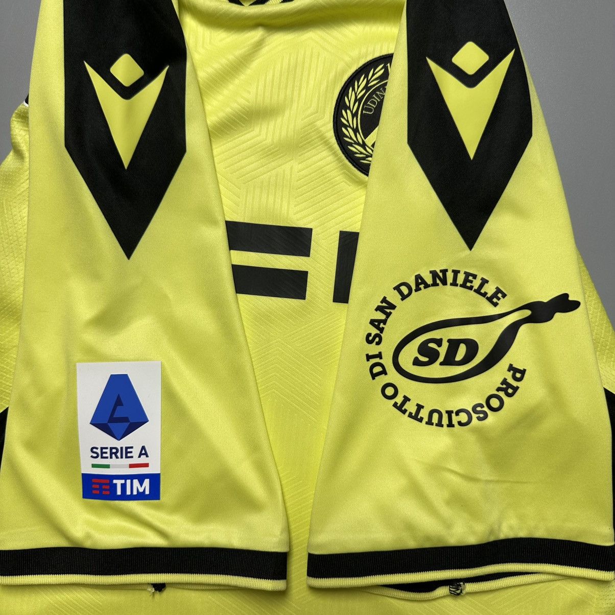Macron UDINESE MACRON 2022/2023 FOOTBALL AWAY JERSEY #10 DEULOFEU Size US XL / EU 56 / 4 - 6 Thumbnail