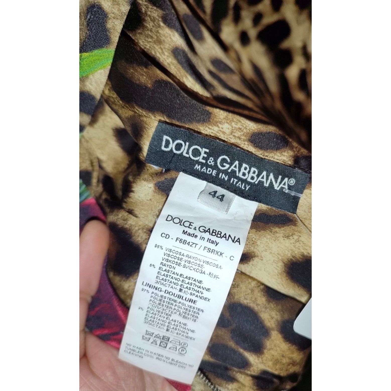 Dolce & Gabbana Dolce & Gabbana Floral Print Fitted Dress - Size IT44/L Size M / US 6-8 / IT 42-44 - 5 Thumbnail