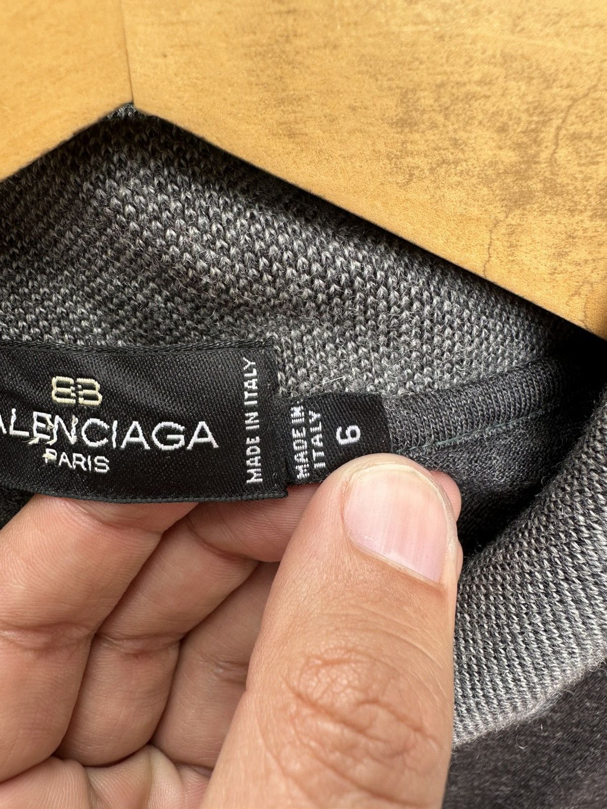 Balenciaga Balenciaga Paris 100% Wool Polo Shirt Made in Italy Size US S / EU 44-46 / 1 - 3 Thumbnail