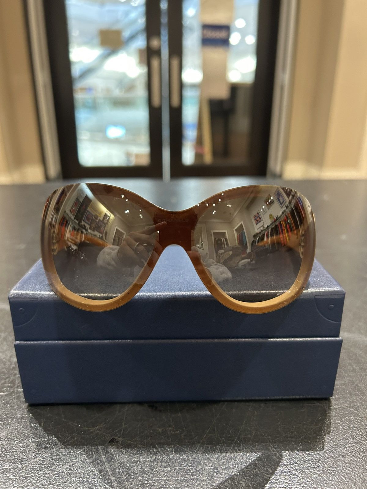 Chanel Chanel Flower Sunglasses Size ONE SIZE - 2 Thumbnail