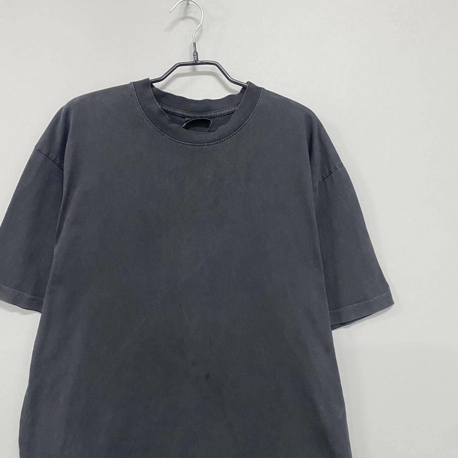 Balenciaga Balenciaga Washed Distressed Crystal Tee S 95 New Size S / US 4 / IT 40 - 2 Thumbnail