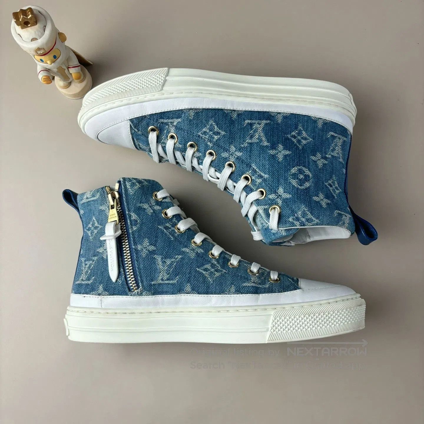Louis Vuitton LV Blue/White Denim Monogram High-Top Sneakers. Size US 4 / IT 34 - 3 Thumbnail
