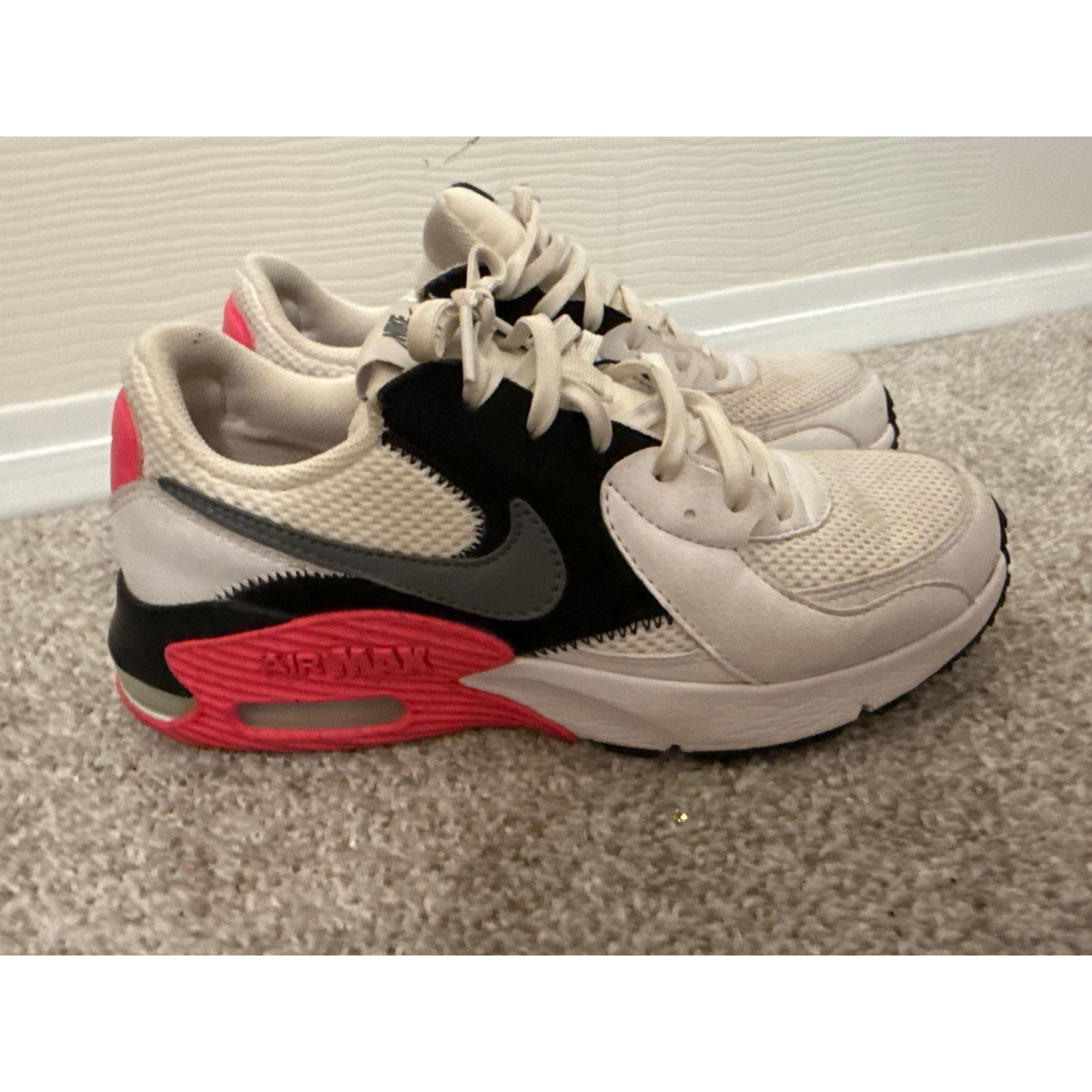 Nike Nike Air Max Excee Women's Sneaker in White Rush Pink,sz 7.5 Size US 7.5 / IT 37.5 - 7 Thumbnail