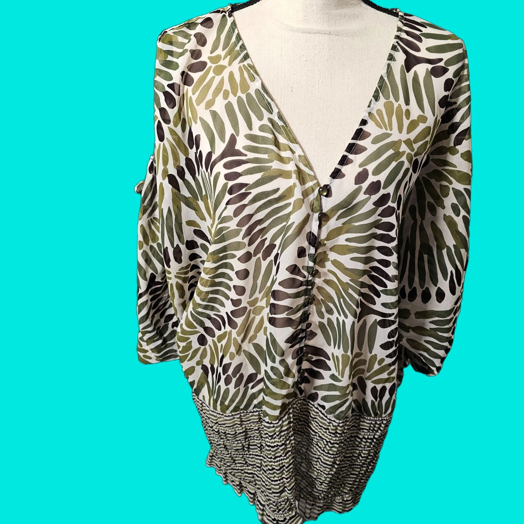 Vintage Ashley Stewart Poncho Blouse 14W Green Leaf Print Women V Neck Beaded Size XL / US 12-14 / IT 48-50 - 1 Thumbnail