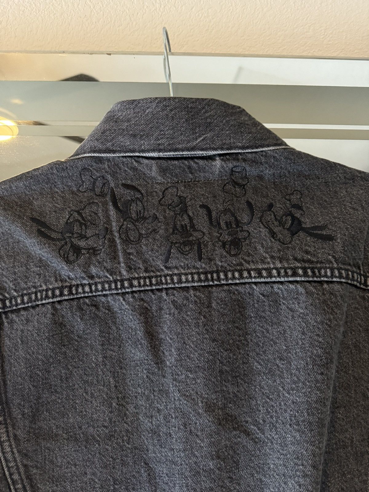 Disney × Levi's Disney x Levi’s Size US M / EU 48-50 / 2 - 4 Thumbnail