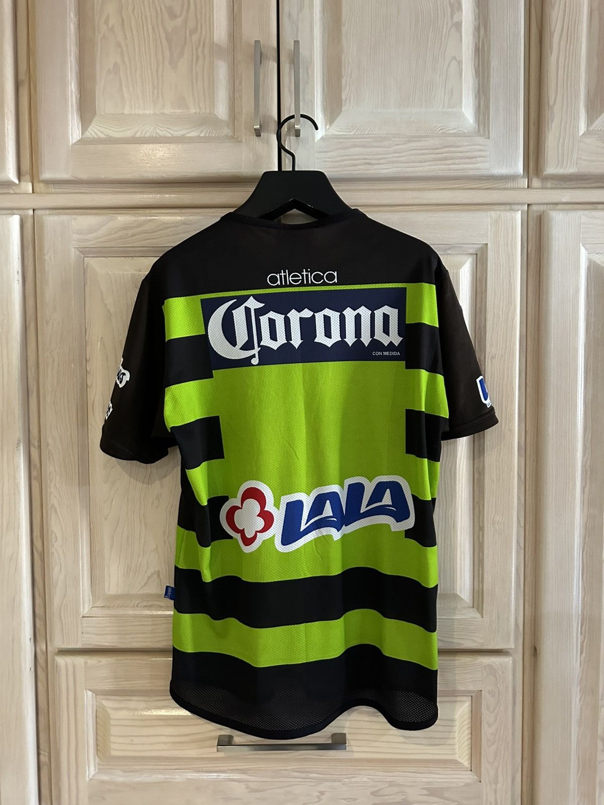 Atletica Vintage santos laguna mexico soccer jersey Size US M / EU 48-50 / 2 - 9 Thumbnail