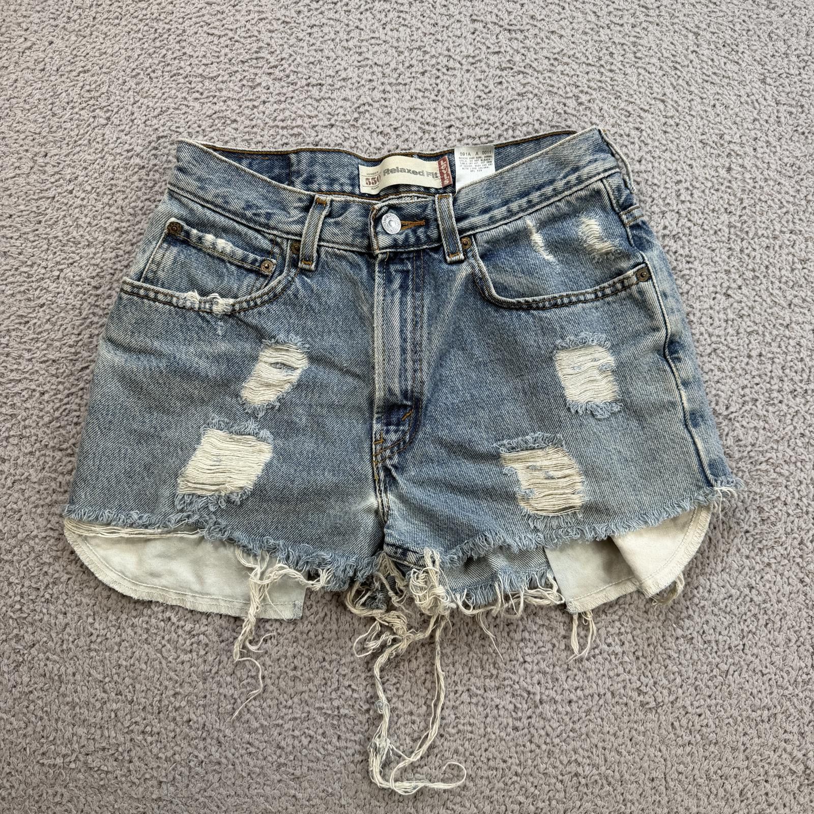 Levi's Vintage Levis 550 Distressed Denim Cutoff Jean Shorts Y2K 29 Size 29" - 1 Thumbnail