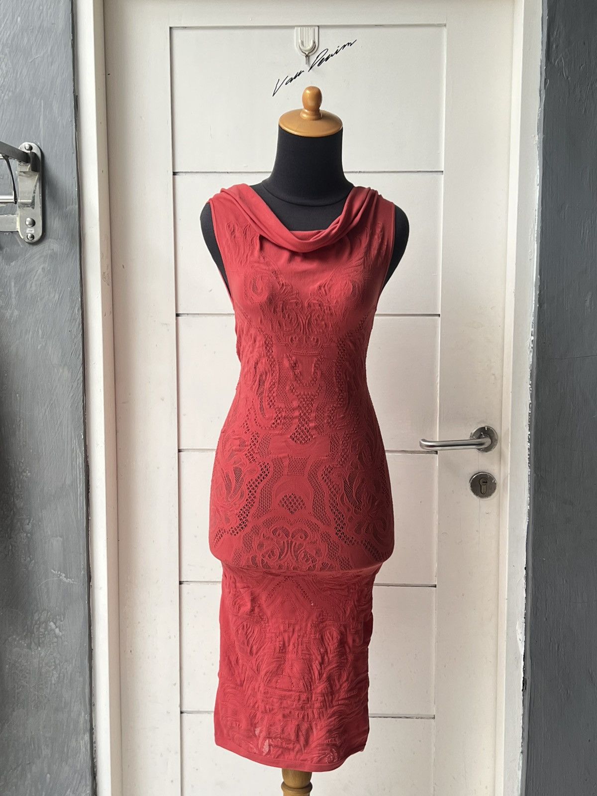 Roberto Cavalli Class Roberto Cavalli Red Midi Dress Size XS / US 0-2 / IT 36-38 - 5 Thumbnail
