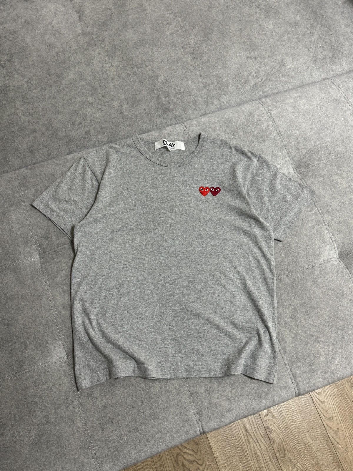 Comme des Garcons RARE Comme Des Garçons PLAY Double Heart Gray T-Shirt Size L Size US L / EU 52-54 / 3 - 2 Thumbnail