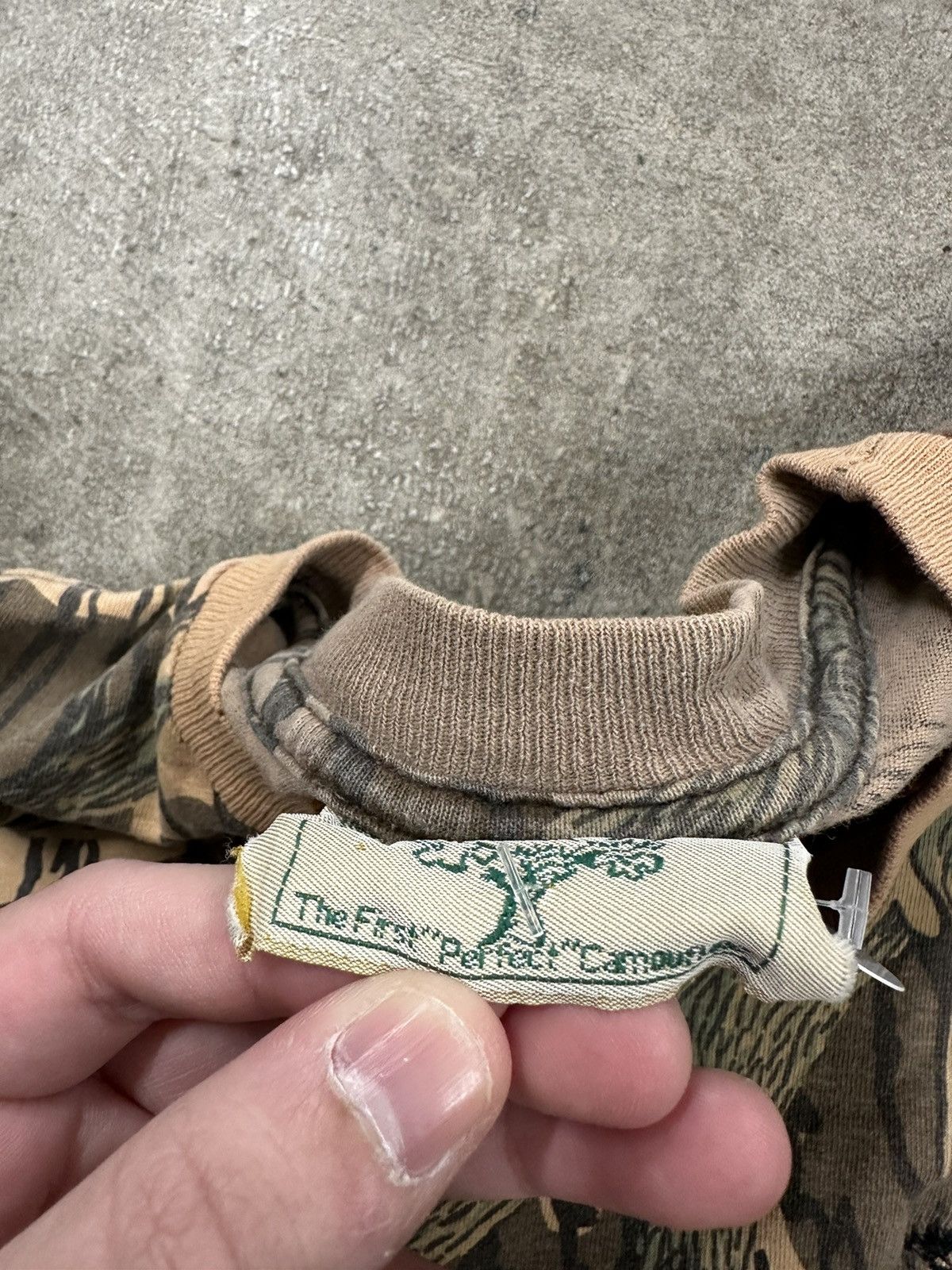 Mossy Oaks Vintage 90s Mossy Oak Original Camo LS Pocket T-Shirt Size US XL / EU 56 / 4 - 23 Thumbnail