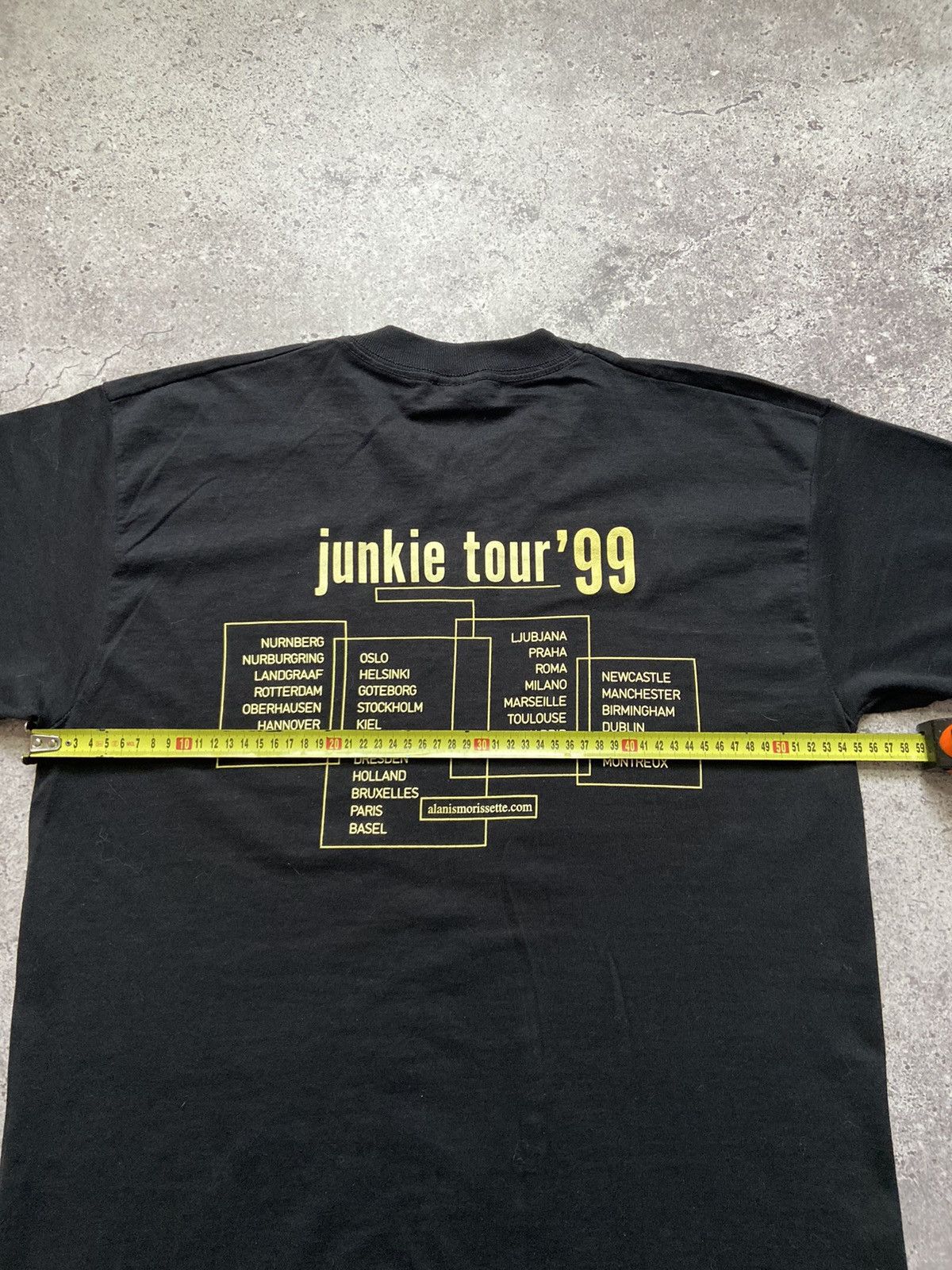 Vintage Vintage Alanis Morissette Junkie Tour 1999 Music Rock Tess Size US L / EU 52-54 / 3 - 8 Thumbnail