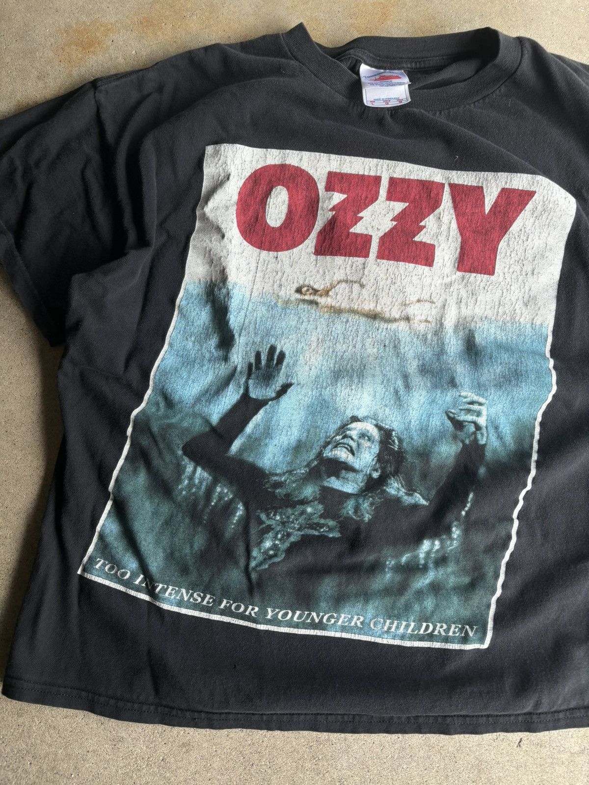 Crazy Vintage Ozzy Osbourne 2002 Jaws Parody Tour Shirt