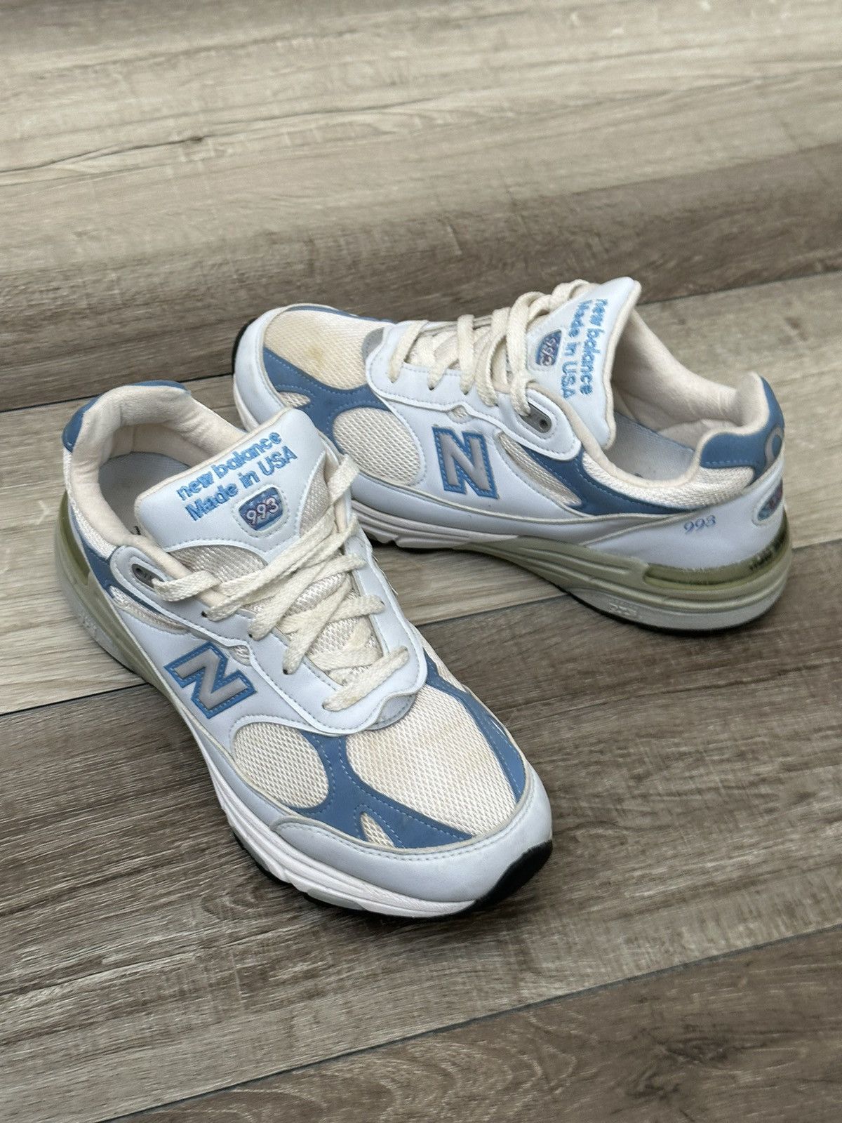 New Balance New Balance 993 Made in USA Baby Blue + White Sz. 9 NB 990 Size US 9 / IT 39 - 4 Thumbnail