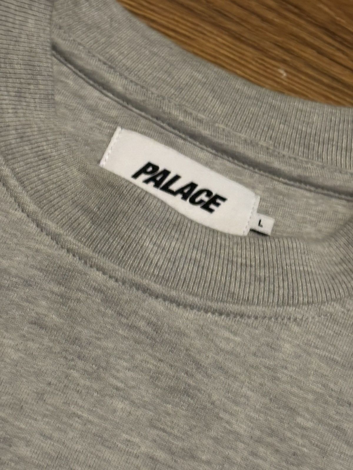 Palace Crewneck Palace L Size US L / EU 52-54 / 3 - 4 Thumbnail
