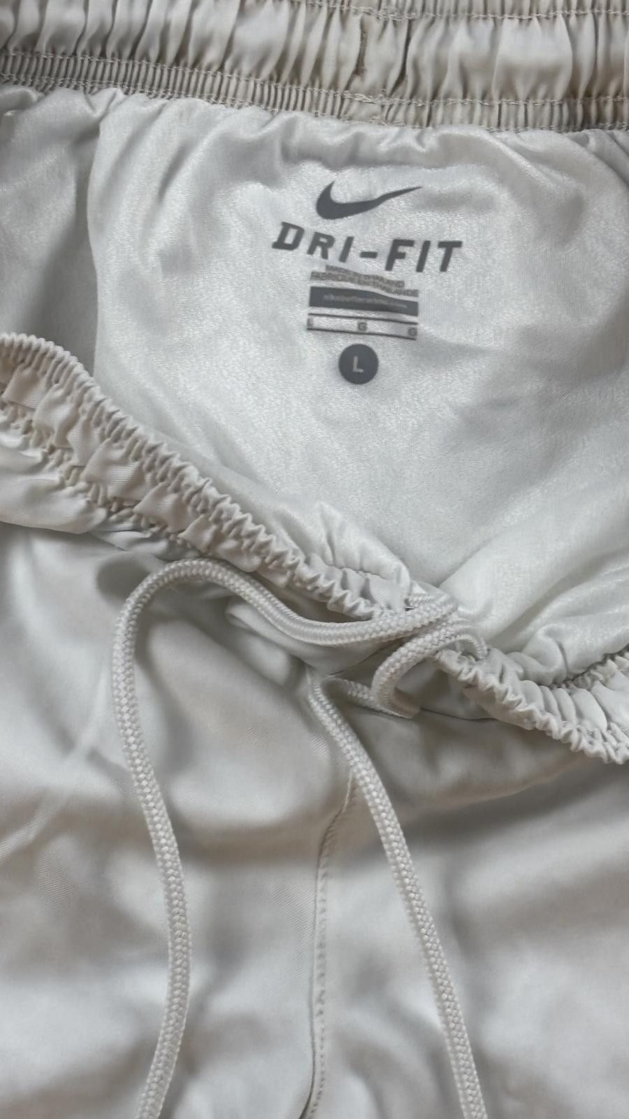 Nike Nike Dri-Fit White Athletic Shorts with PSV Logo Size US 34 / EU 50 - 3 Thumbnail