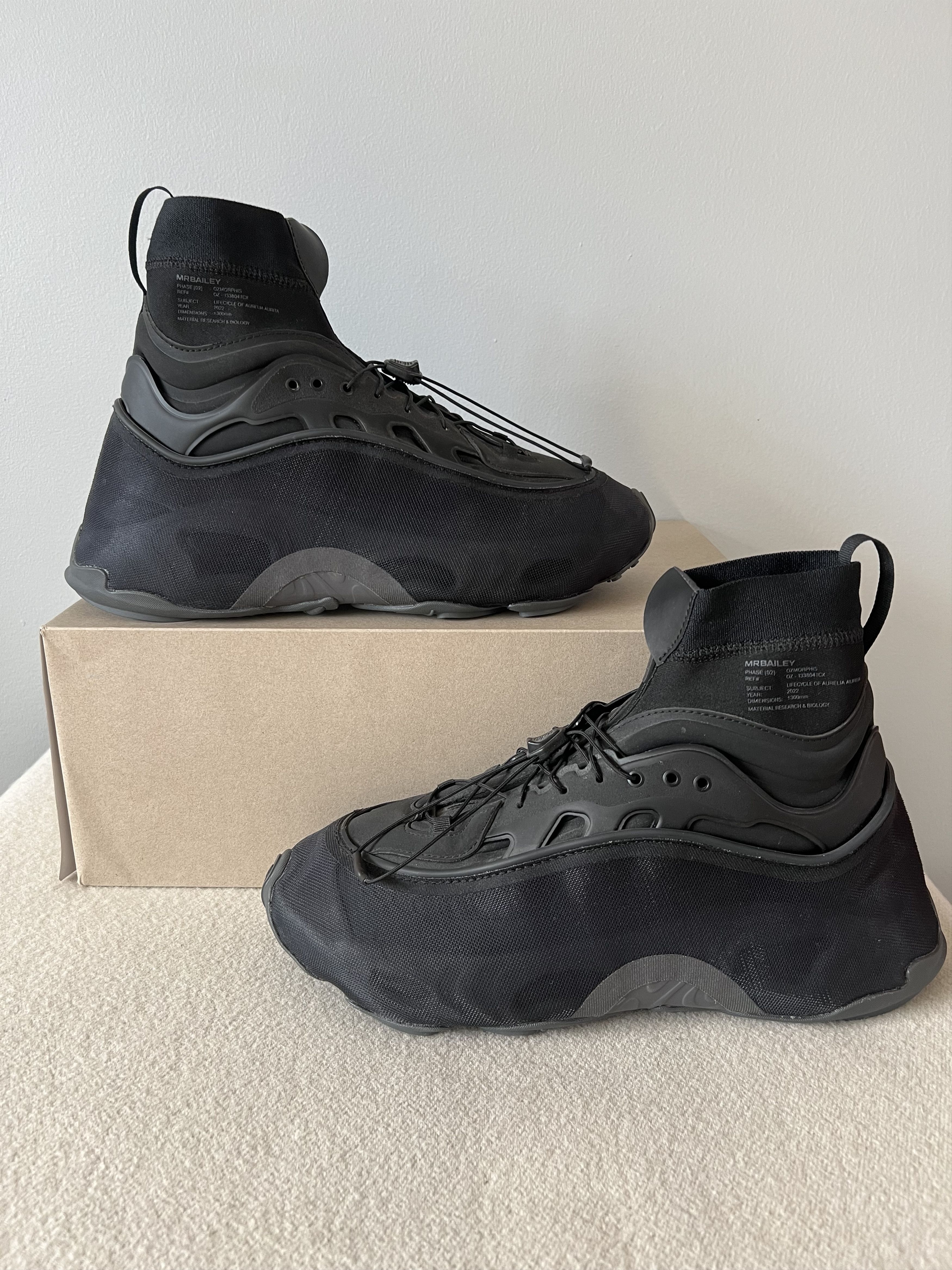 Adidas Adidas Mr. Bailey Ozmorphis Sneakers in Core Black Size US 9.5 / EU 42-43 - 2 Thumbnail