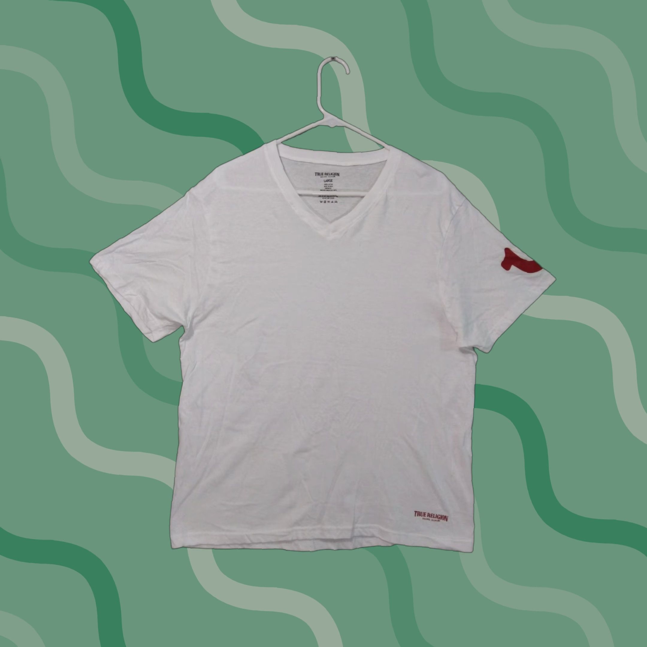 True Religion VINTAGE True Religion Shirt Mens Large White Short Sleeve V Neck Cotton Logo Casual Size US L / EU 52-54 / 3 - 1 Thumbnail