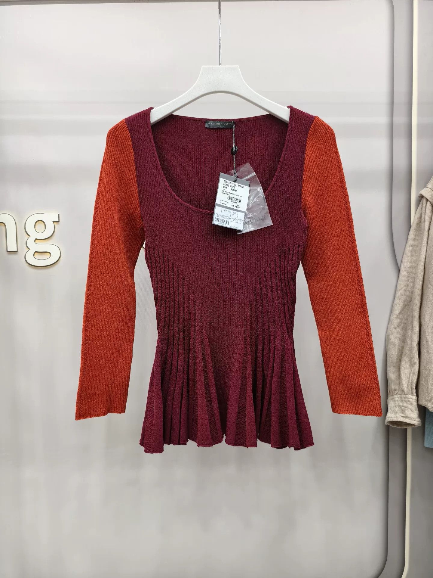 Alexander McQueen Alexander McQueen Burgundy and Orange Top Size XL / US 12-14 / IT 48-50 - 1 Thumbnail