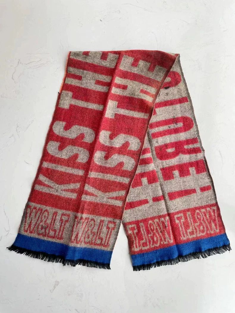 Walter Van Beirendonck walter van beirendonck Early woollen scarves Size ONE SIZE - 1 Thumbnail