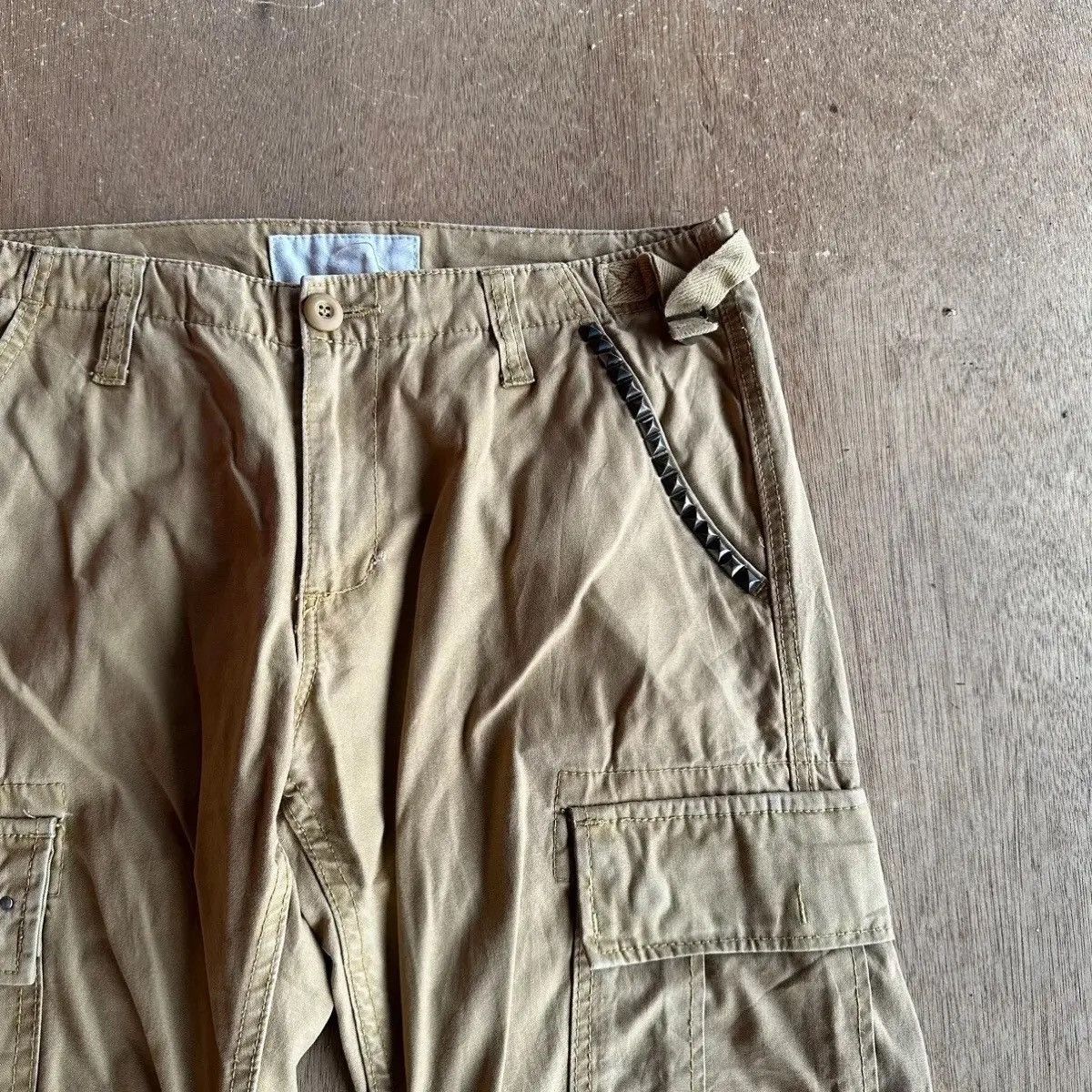 Infinite Archives W32 L33 🔥 FLARE/BOOTCUT NEUTRALINFINITY SPIKY STUDDED CARGO Size US 32 / EU 48 - 4 Thumbnail