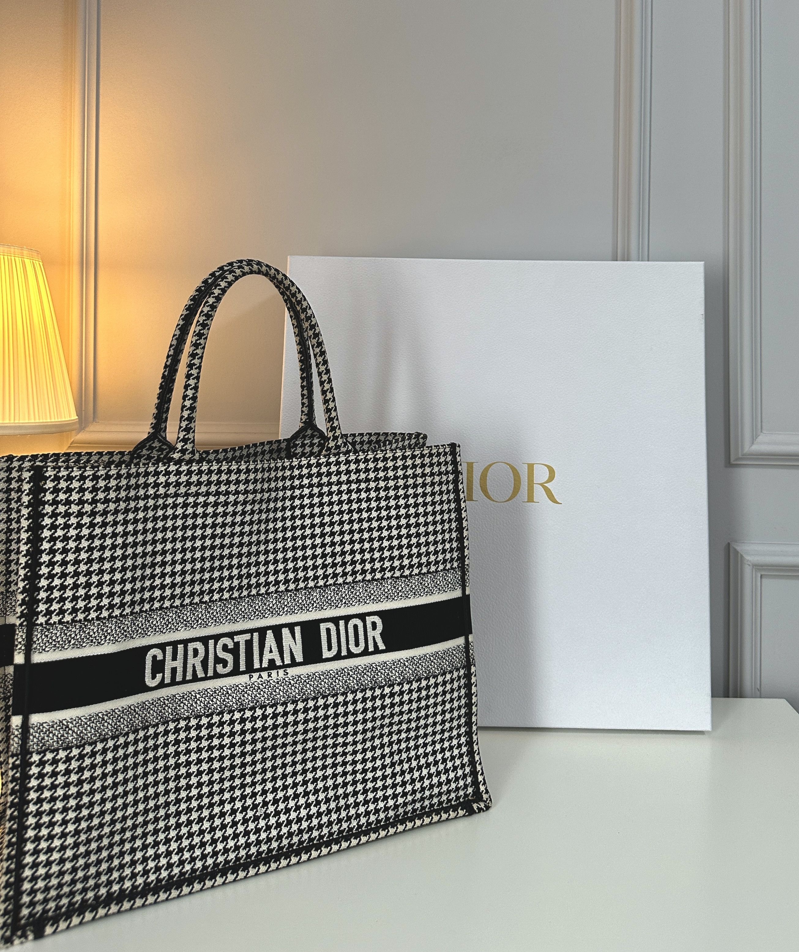 Dior Women's bag Dior Book Tote Size ONE SIZE - 5 Thumbnail