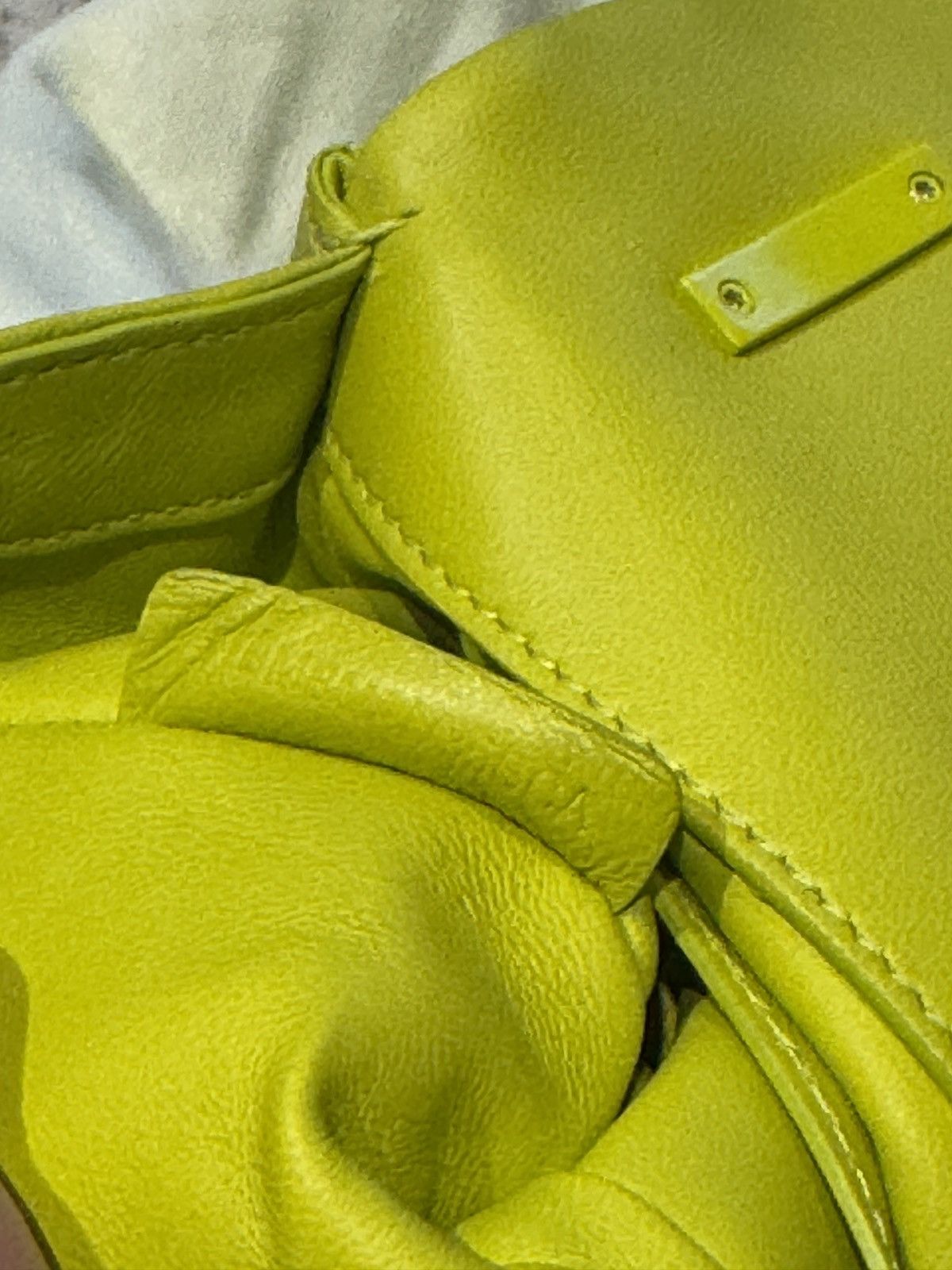 Burberry Small Burberry lola Size ONE SIZE - 5 Thumbnail