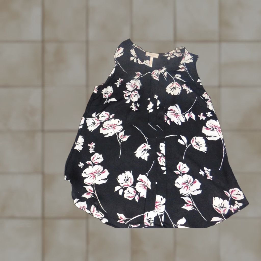 Laundry by Shelli Segal Laundry By Shelli Segal Blouse Button-Up Womens M Black Floral Sleeveless Crew Neck Pullover Casual Classic Ruffle Polyester Silk Breathable Regular Size M / US 6-8 / IT 42-44 - 1 Thumbnail