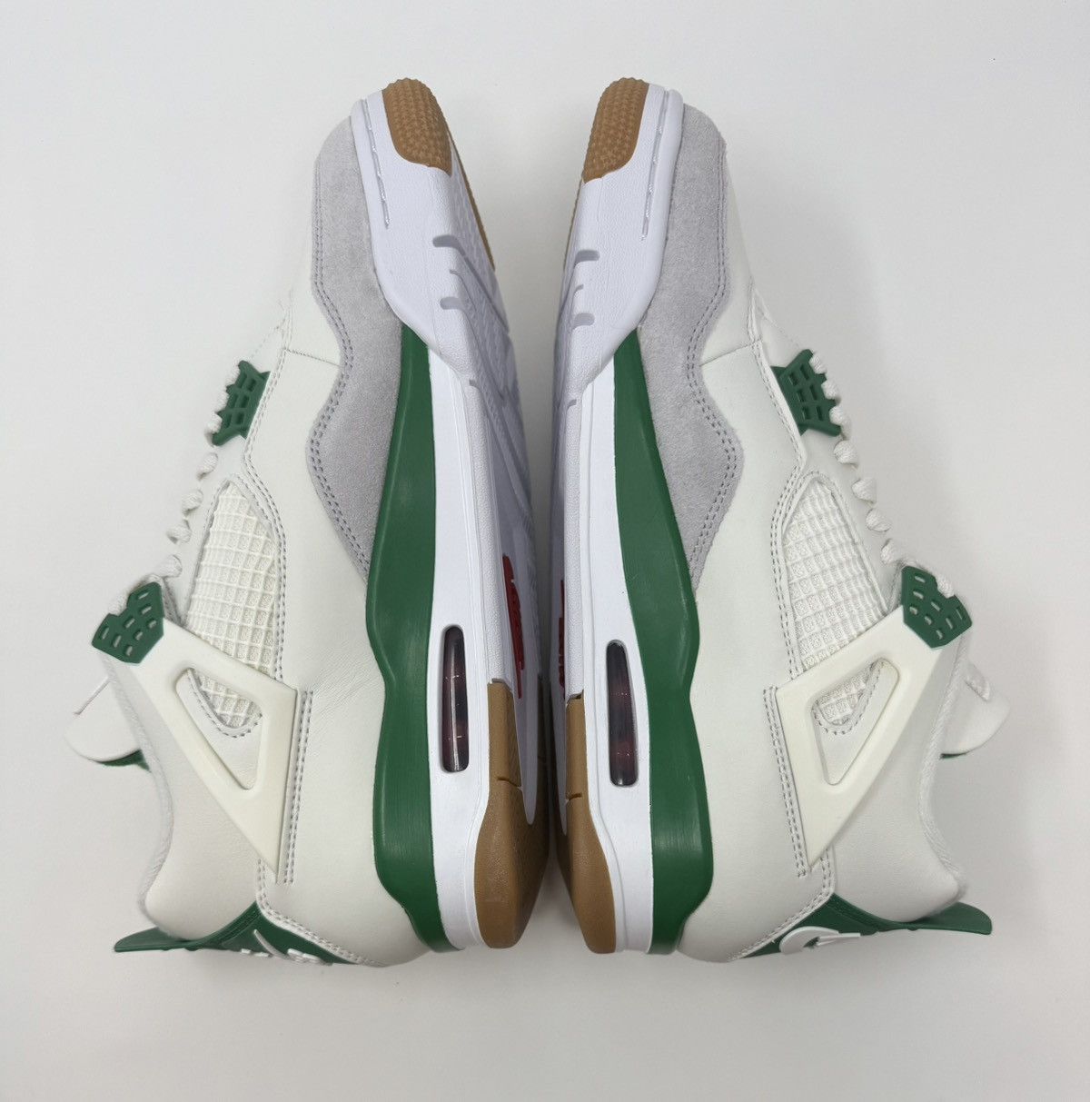 Jordan Brand Jordan 4 Retro SB Pine Green Size US 9 / EU 42 - 4 Thumbnail