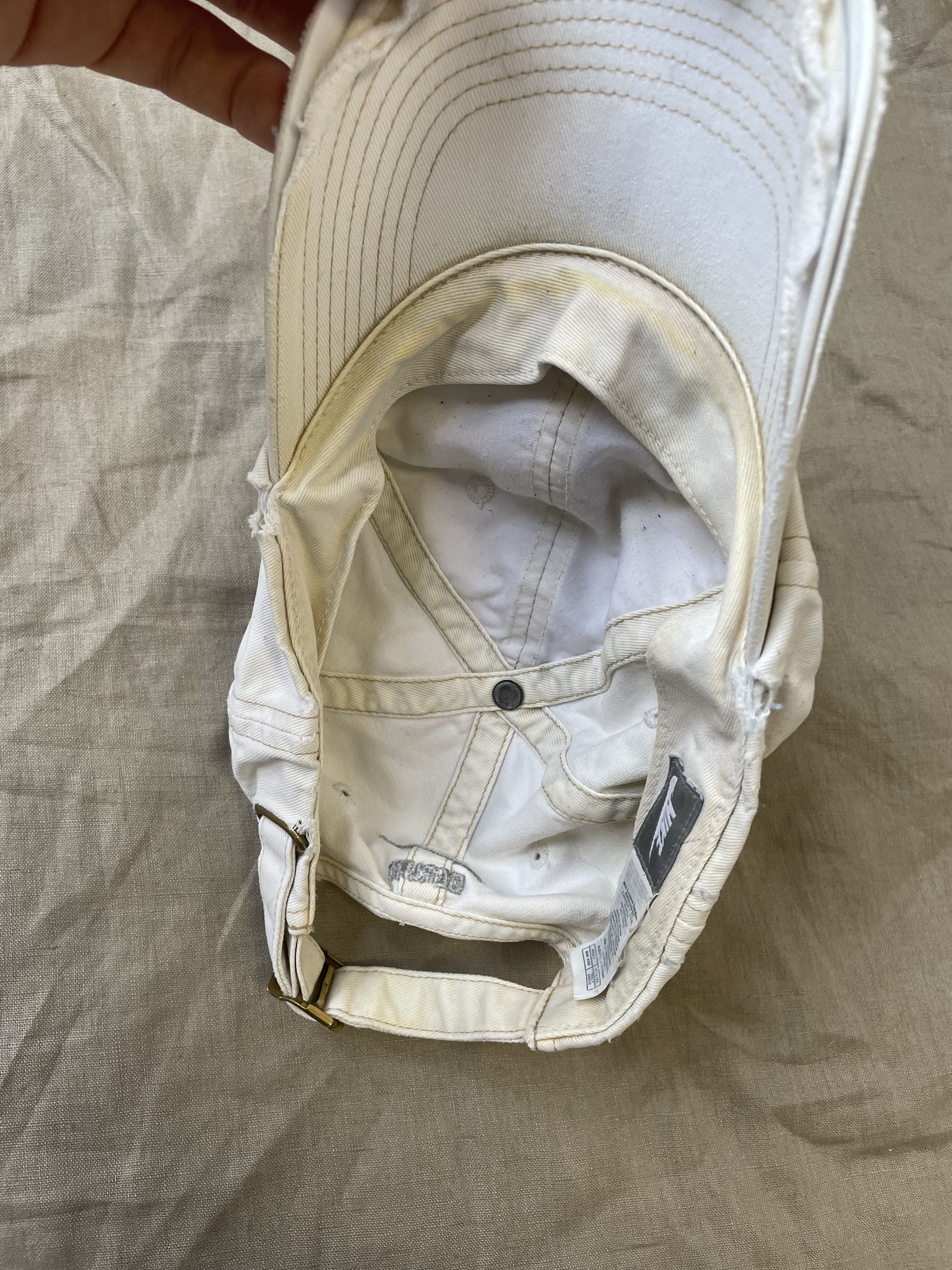 Nike Nike Berlin Distressed Vintage y2k Cap 6082AC2 Size ONE SIZE - 8 Thumbnail