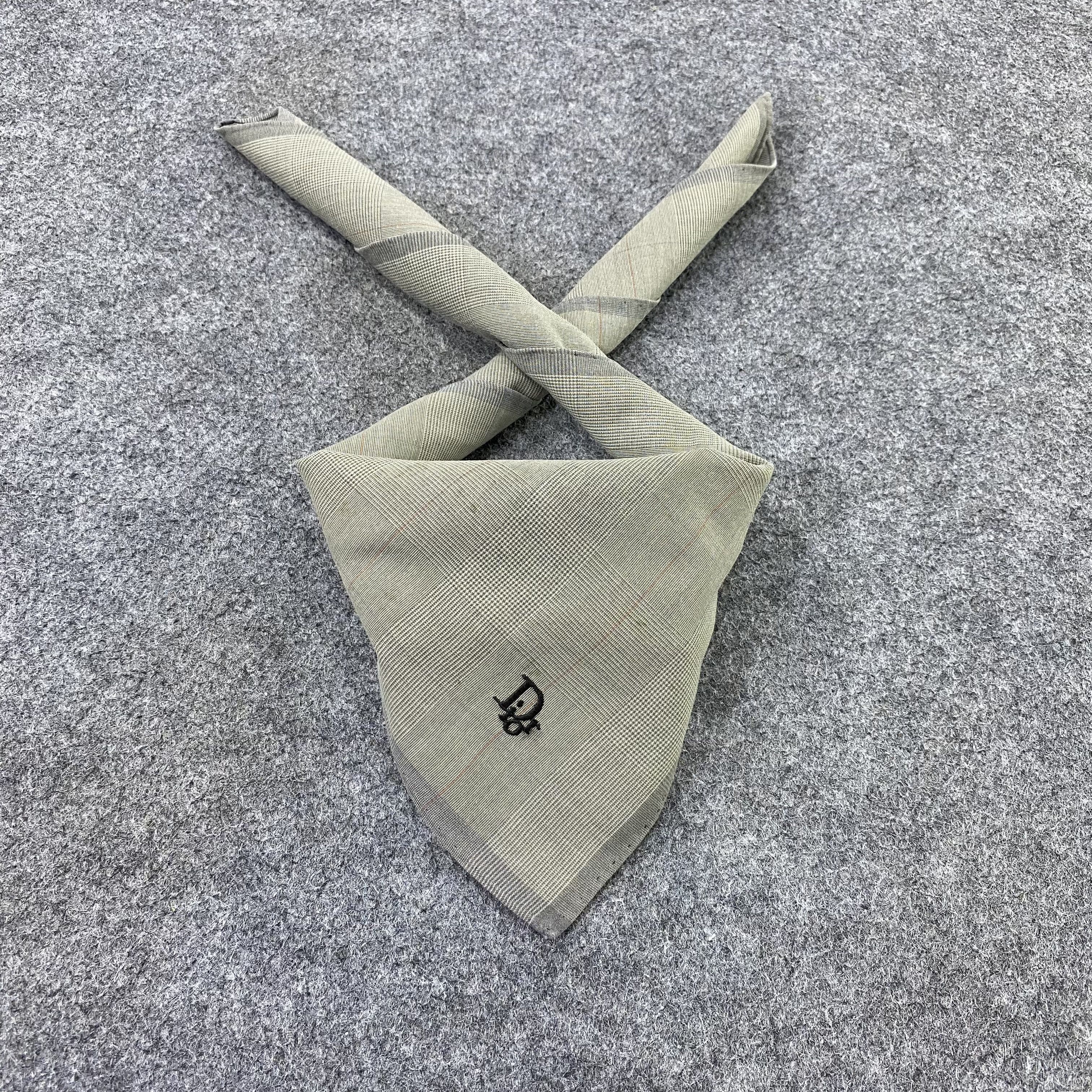 Vintage Christian Dior Handkerchief Neckerchief Bandana-B1881 Size ONE SIZE - 2 Thumbnail