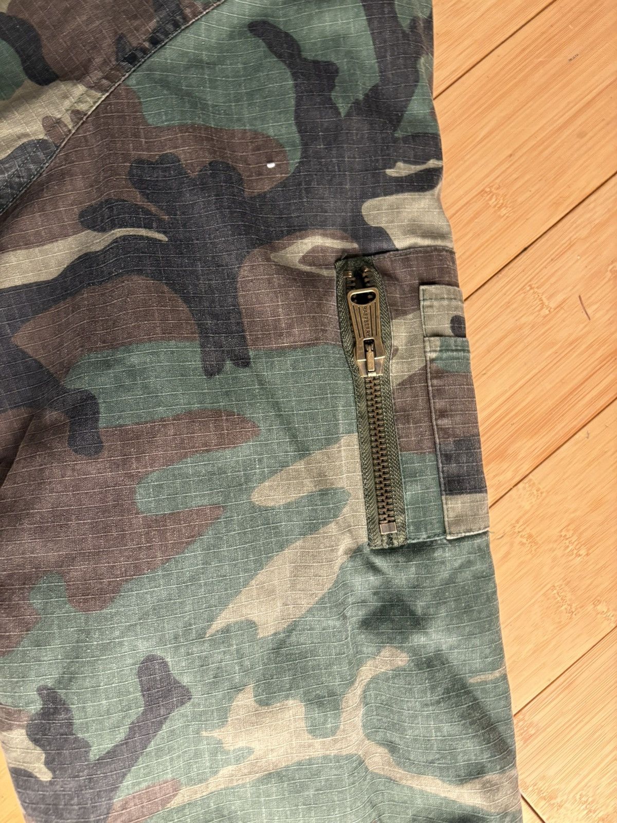 The GV Gallery RASBERRY HILLS NEWCASTLE CAMO JACKET Size US L / EU 52-54 / 3 - 6 Thumbnail