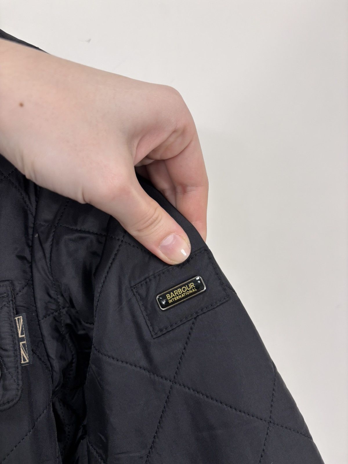 Barbour Barbour International Ariel Polarquilt Men’s Black Jacket Size US S / EU 44-46 / 1 - 10 Thumbnail