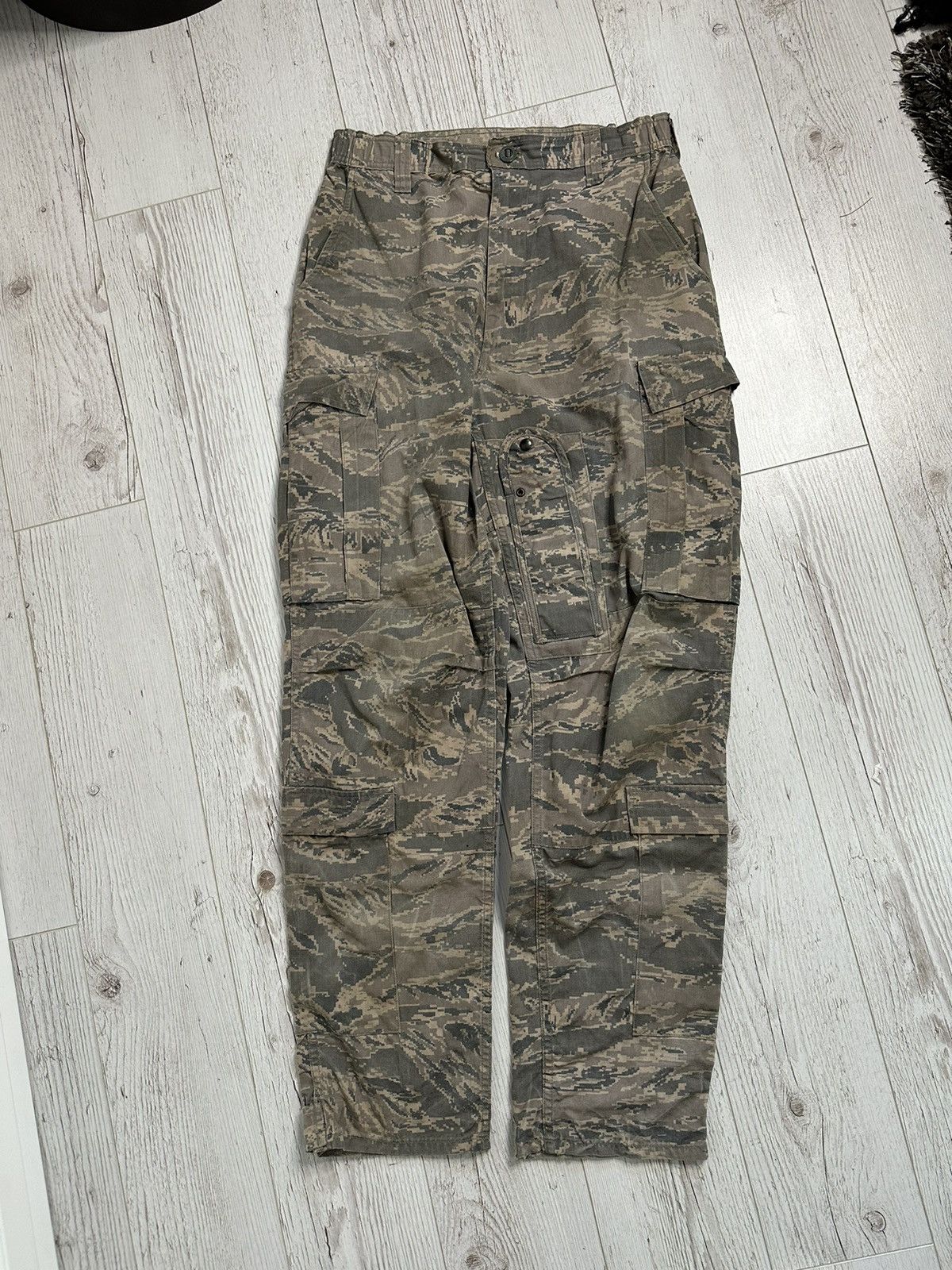 Vintage Vintage US AIRFORCE Cargo Pant Digital Camo Army Rare Size US 32 / EU 48 - 1 Thumbnail