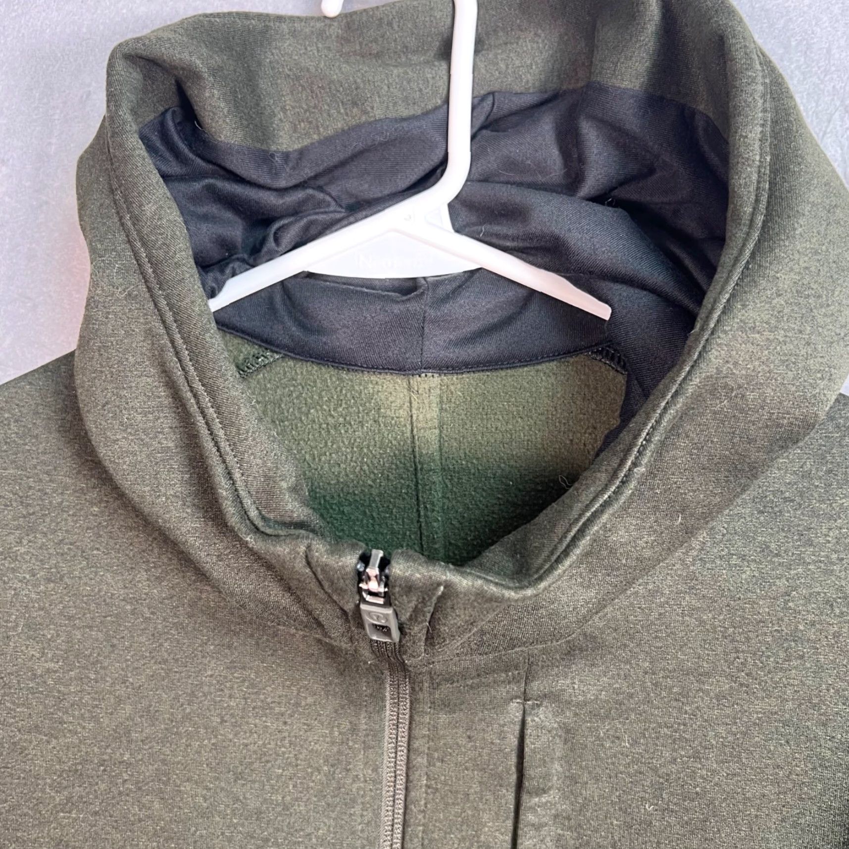 Lululemon Lululemon Hoodie Mens Medium Olive Green Zip Up Sweatshirt Size US M / EU 48-50 / 2 - 6 Thumbnail